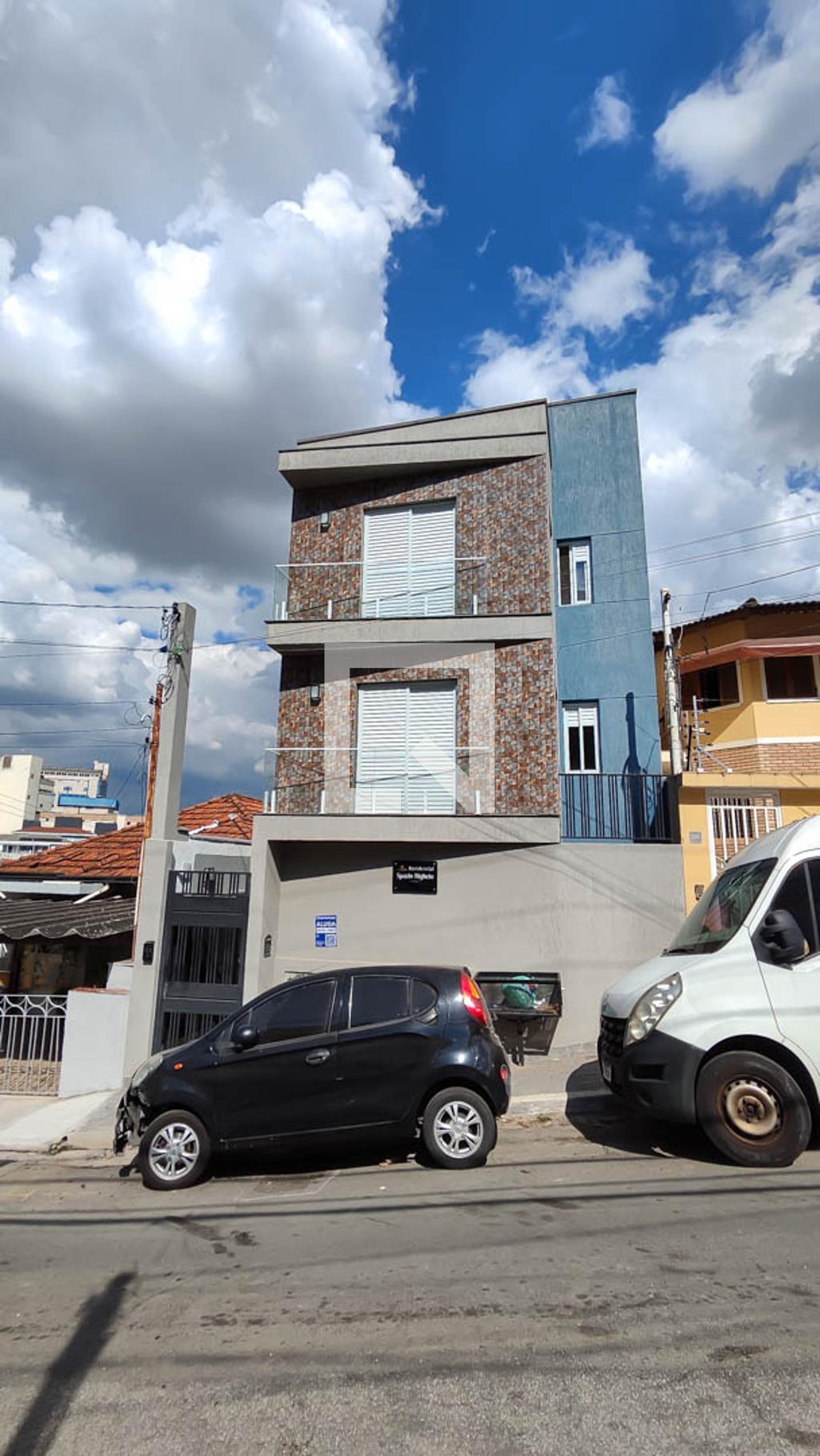 Fachada do Prédio Condomínio em Rua Doutor Natalino Righeto, 702