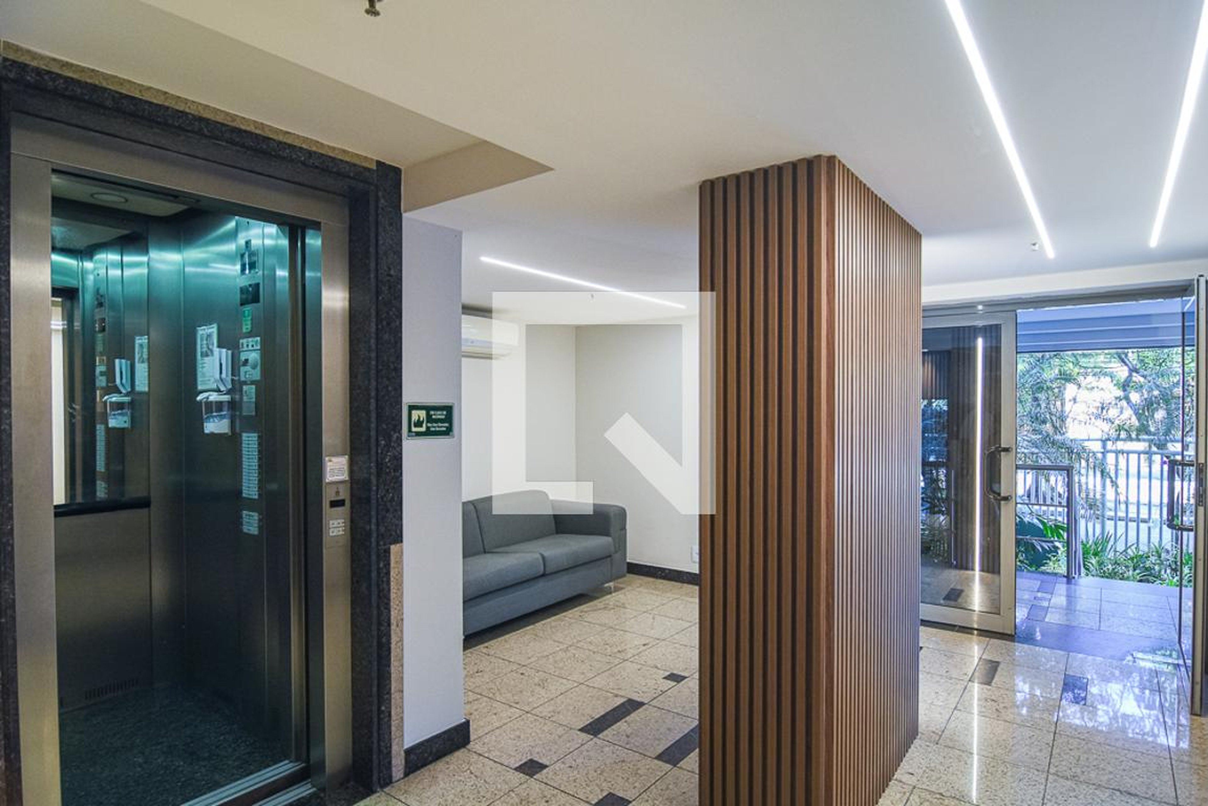 Hall de entrada - Jardim Icaraí Hibiscos