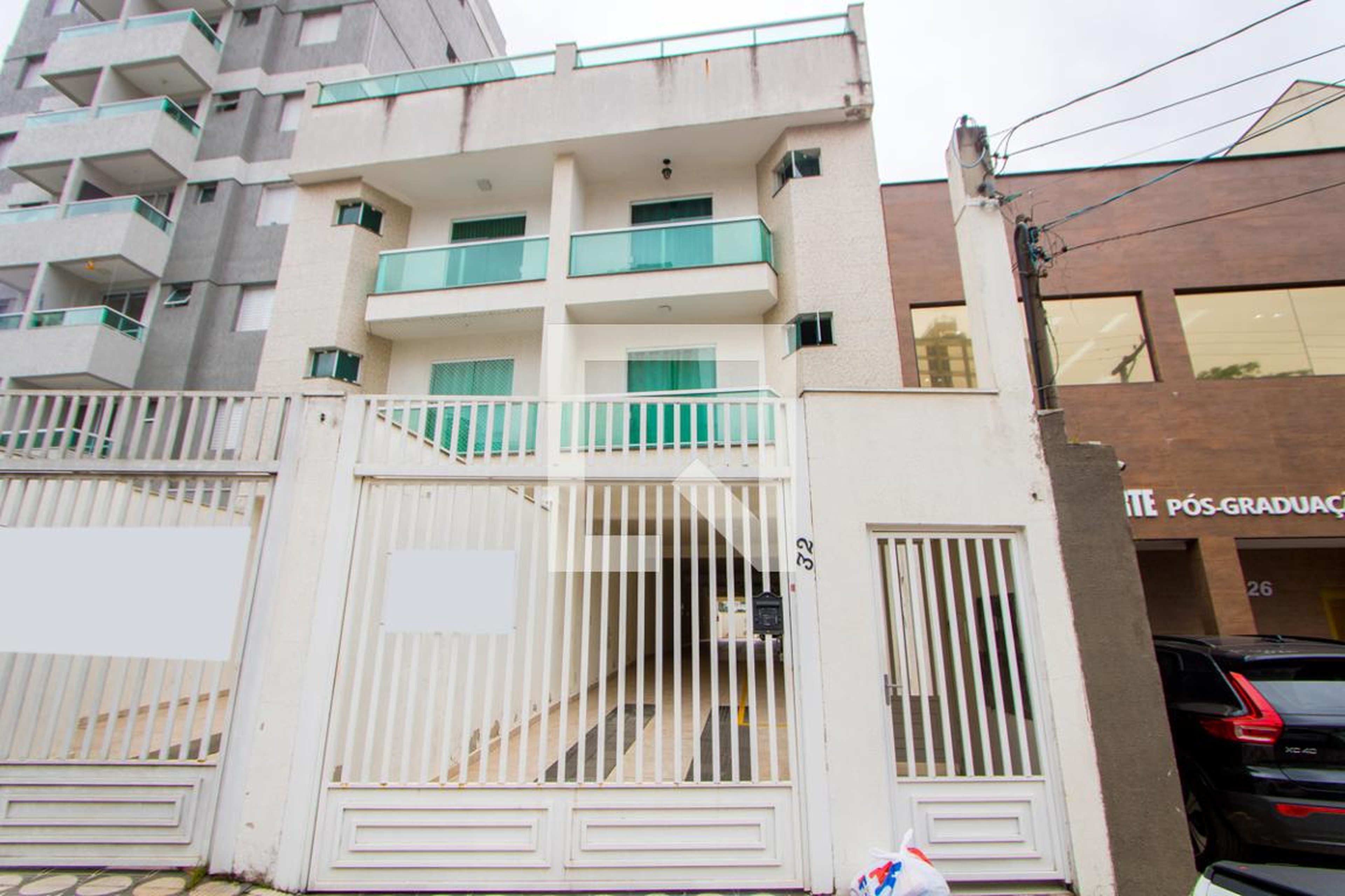 Fachada Condomínio em Rua Tabaiares, 32