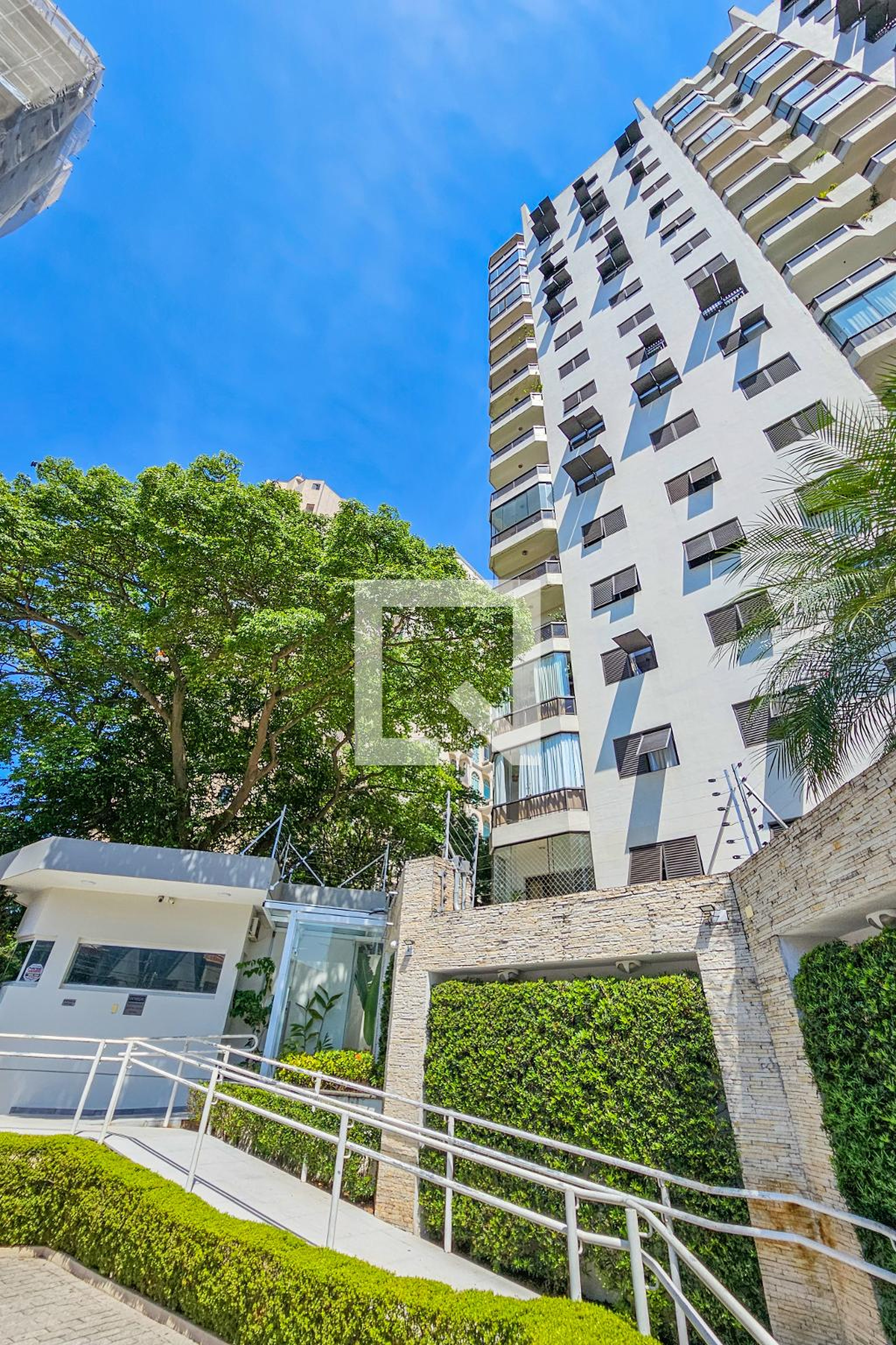 Fachada Edifício Débora