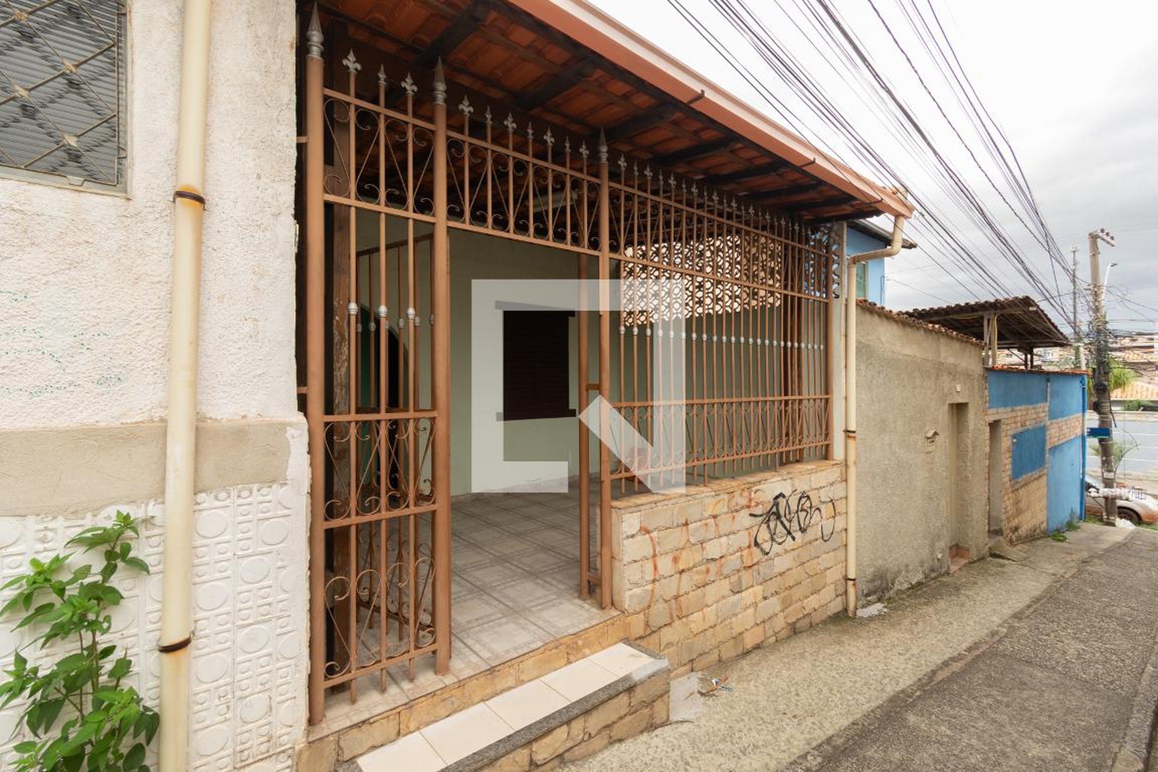 Fachada Condomínio em Rua Sumarã, 361