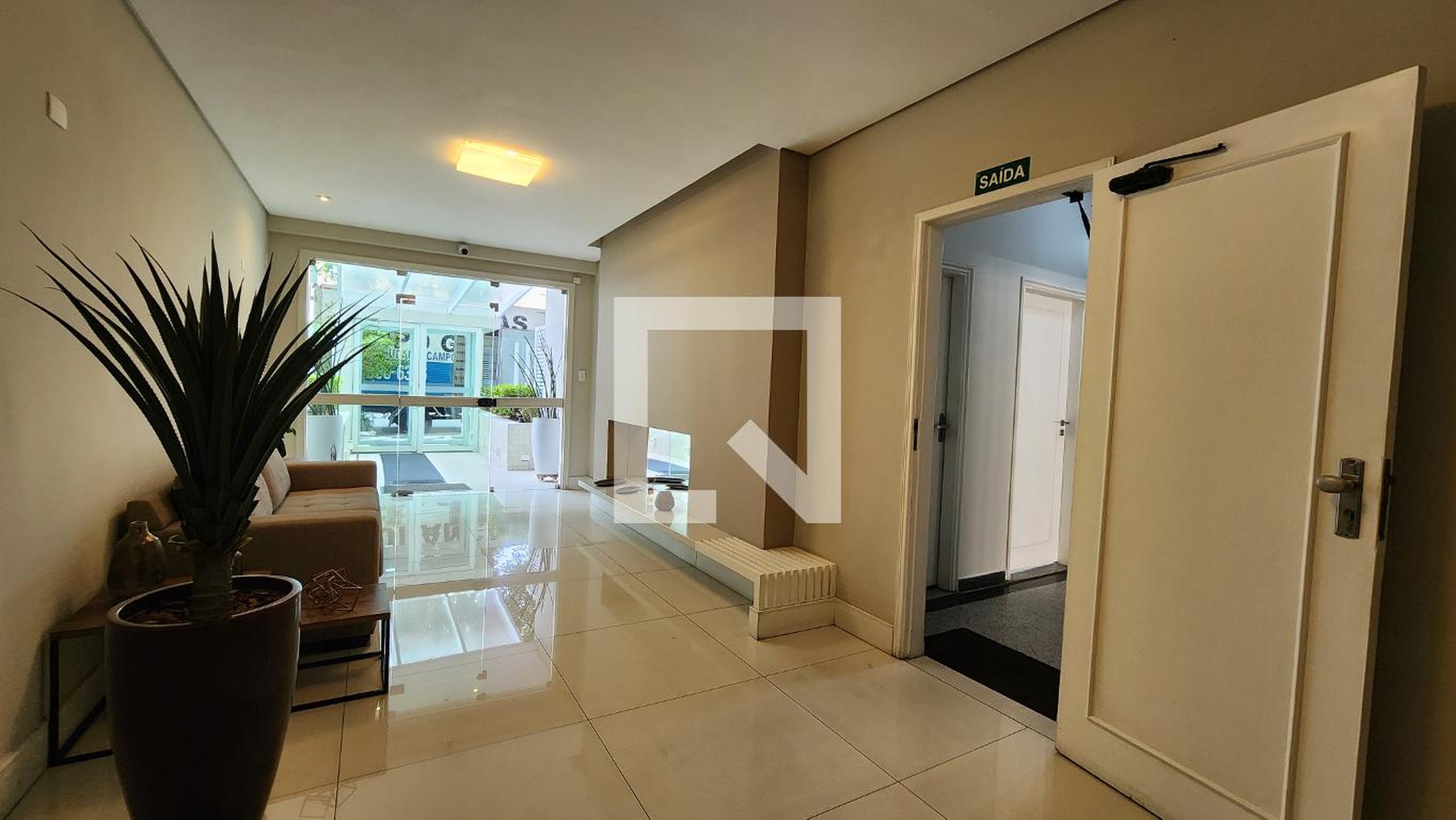 Hall de entrada - Narciso Herrero