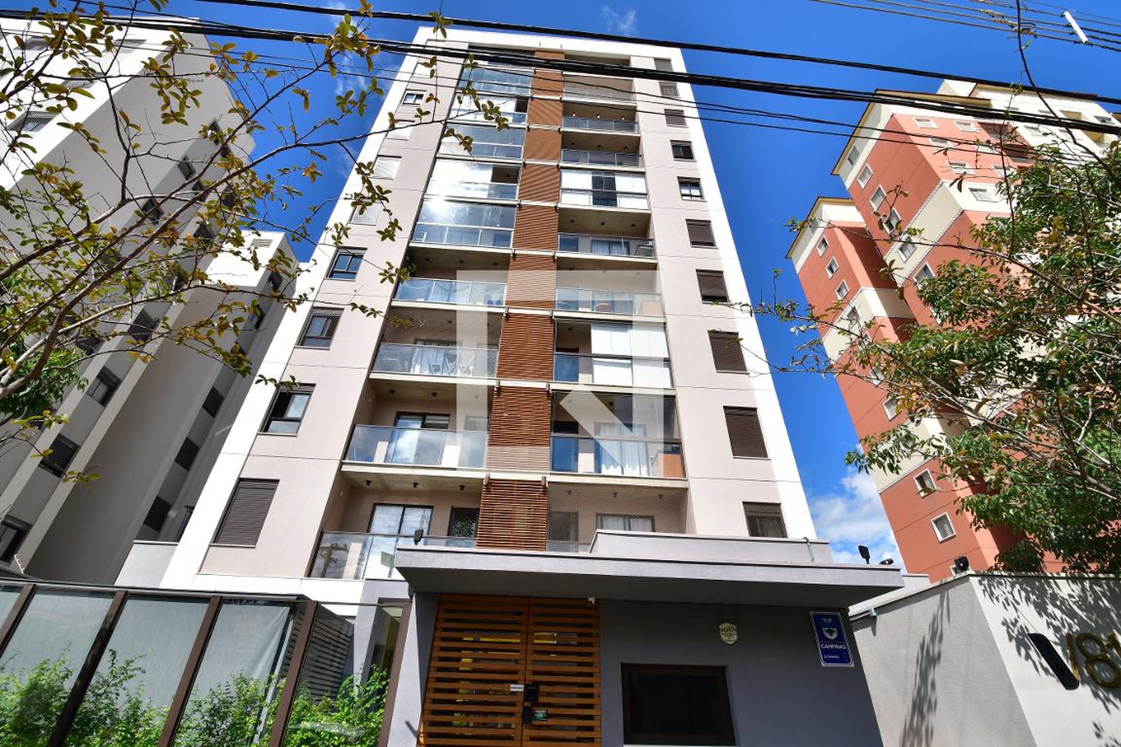 Fachada do Prédio Condomínio V81 Lagoa