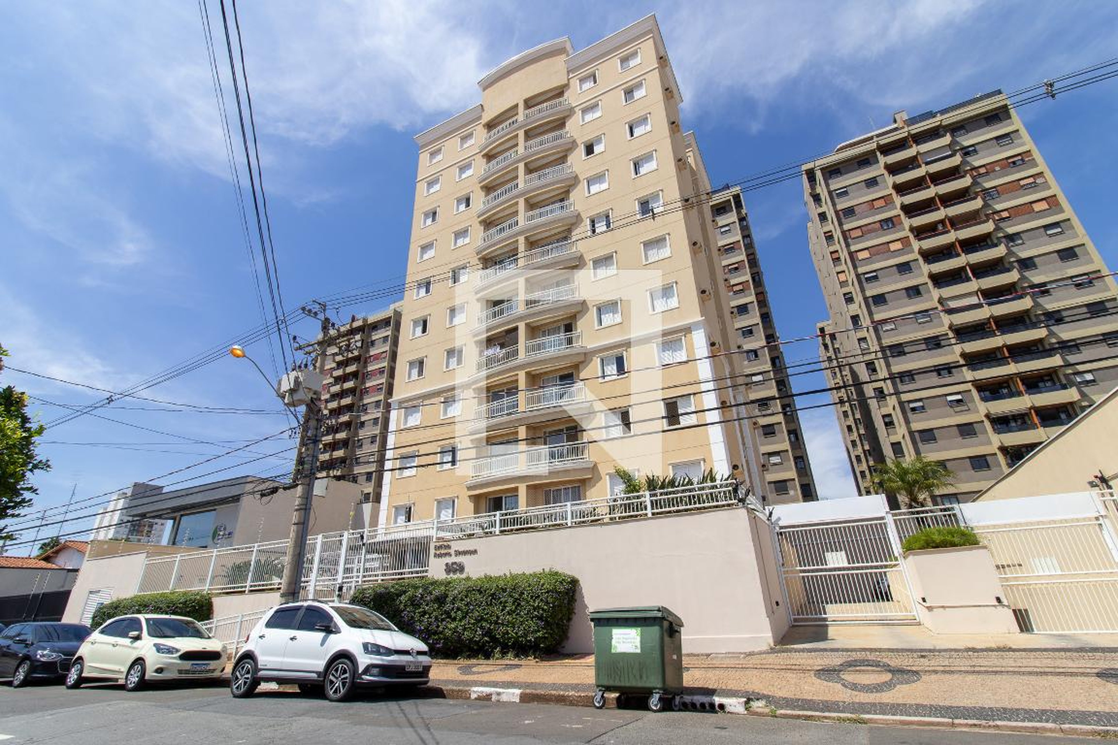 Fachada Condomínio Roberto Simonsen
