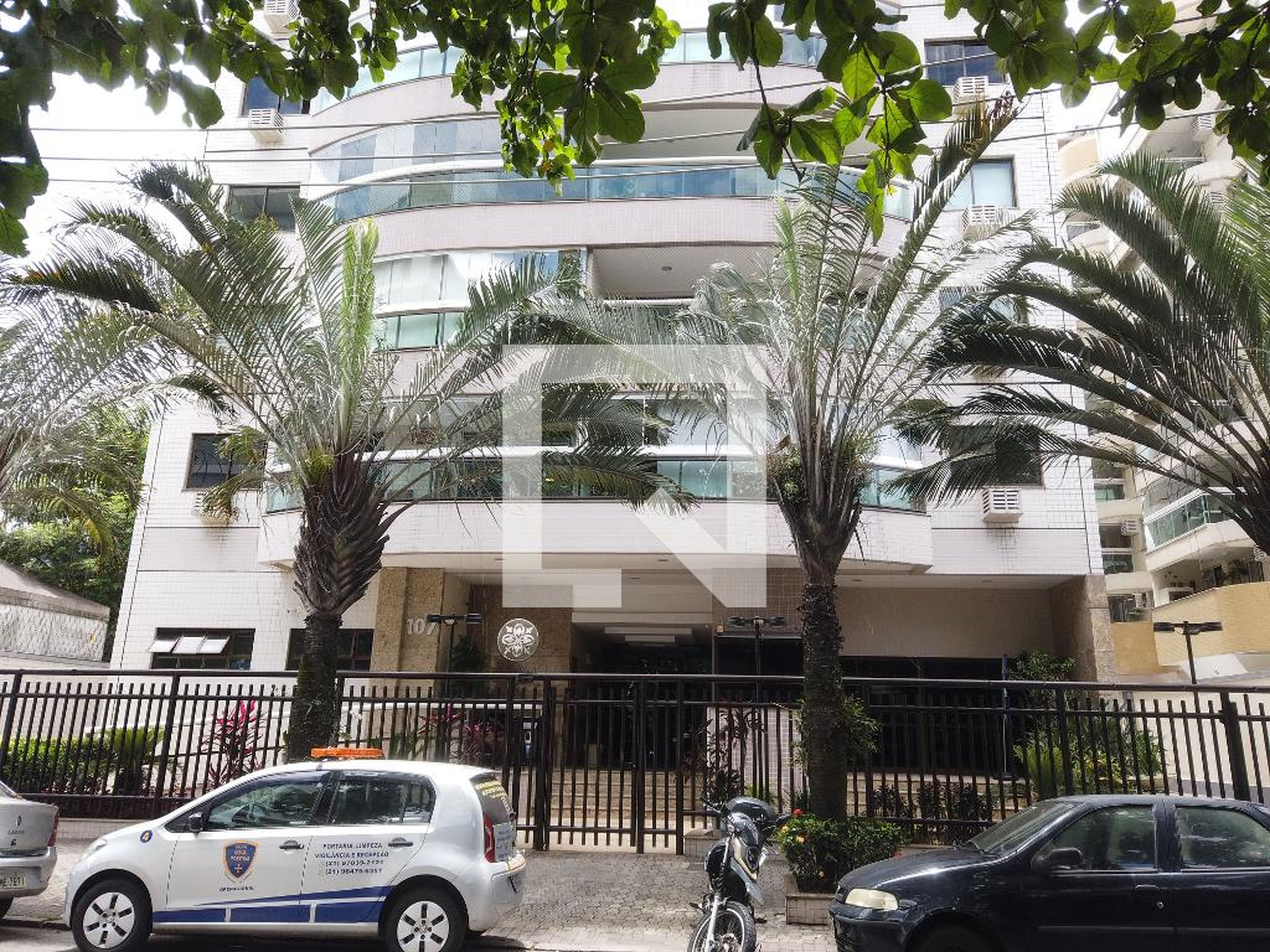 Fachada do Condomínio Condomínio Natan