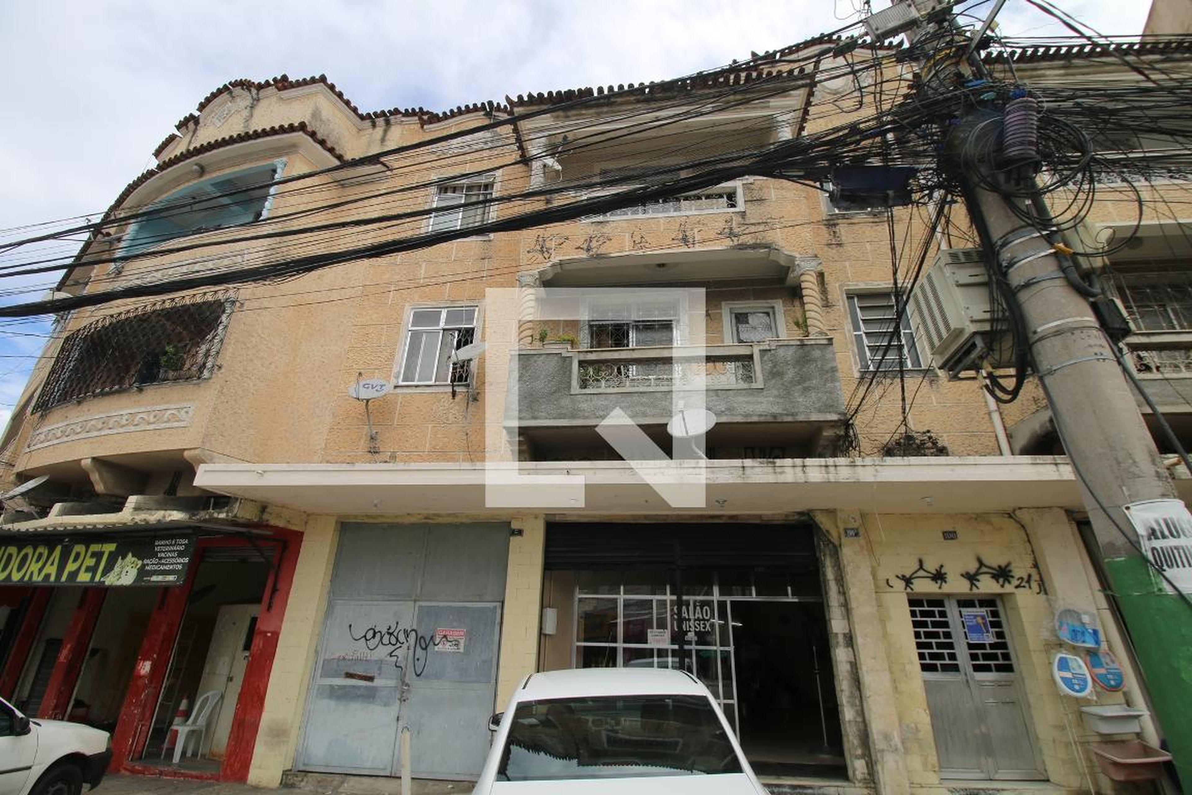 Fachada do Prédio Condomínio em Avenida Antenor Navarro, 100