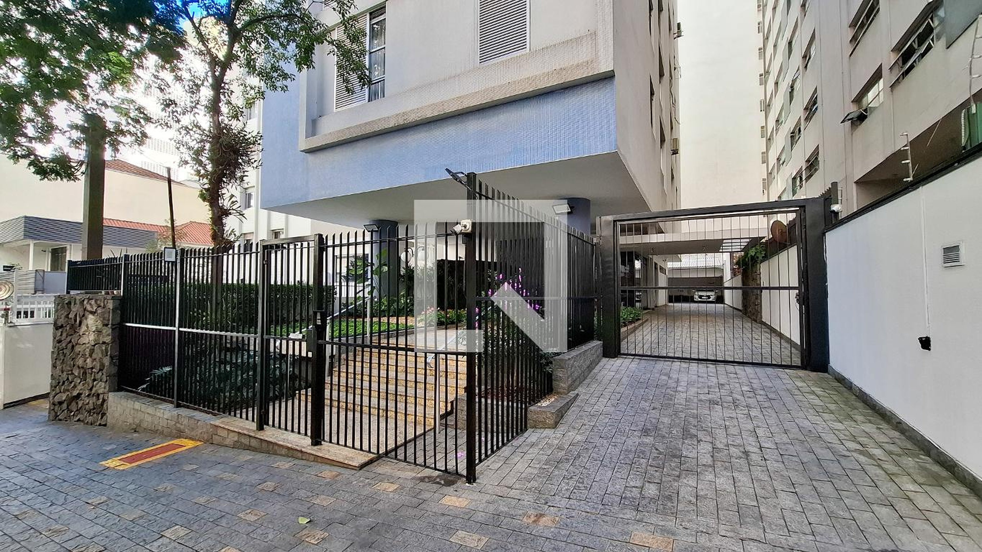 Fachada do Prédio Condomínio Teixeira da Silva