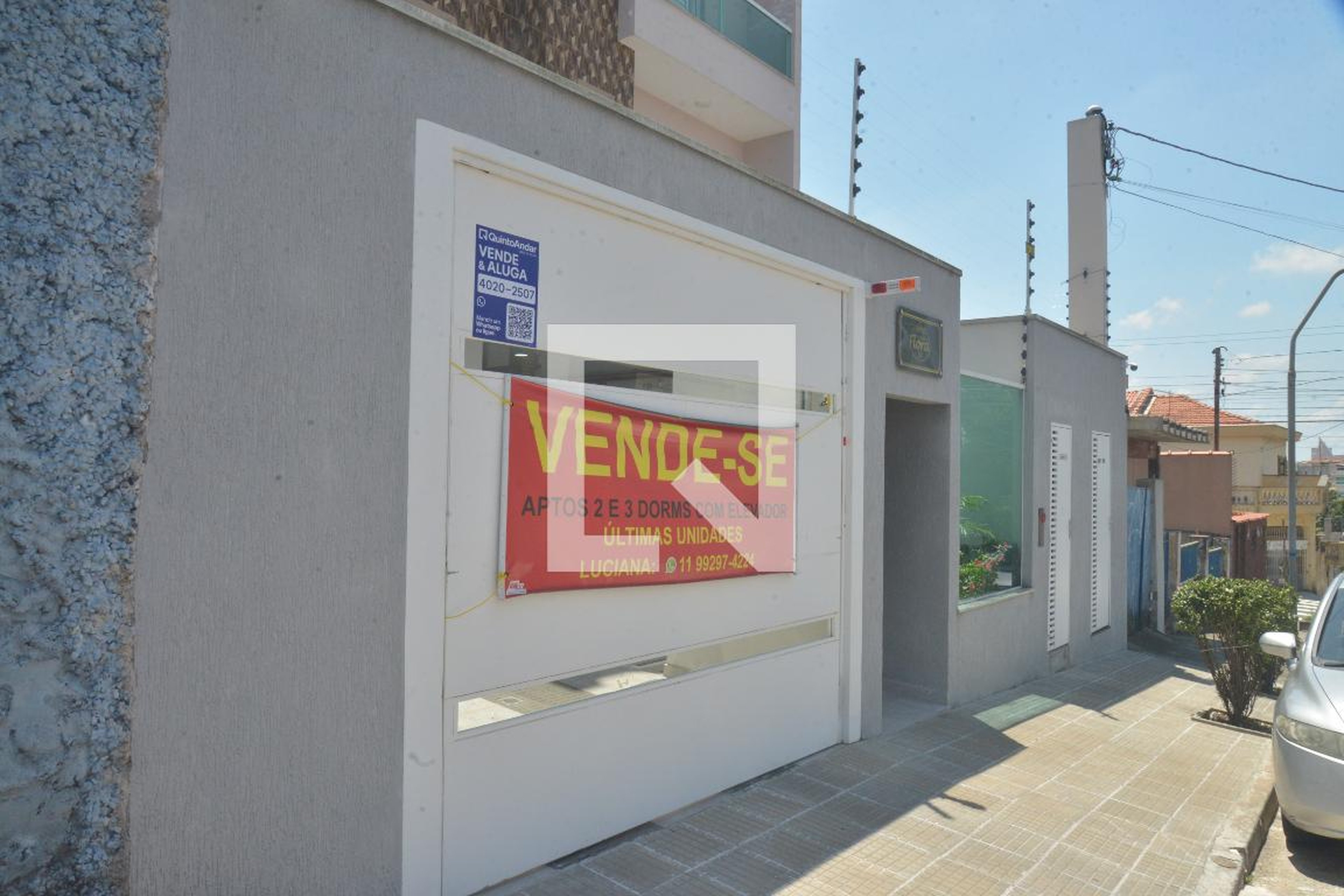 Fachada Condomínio em Rua Nilde, 201