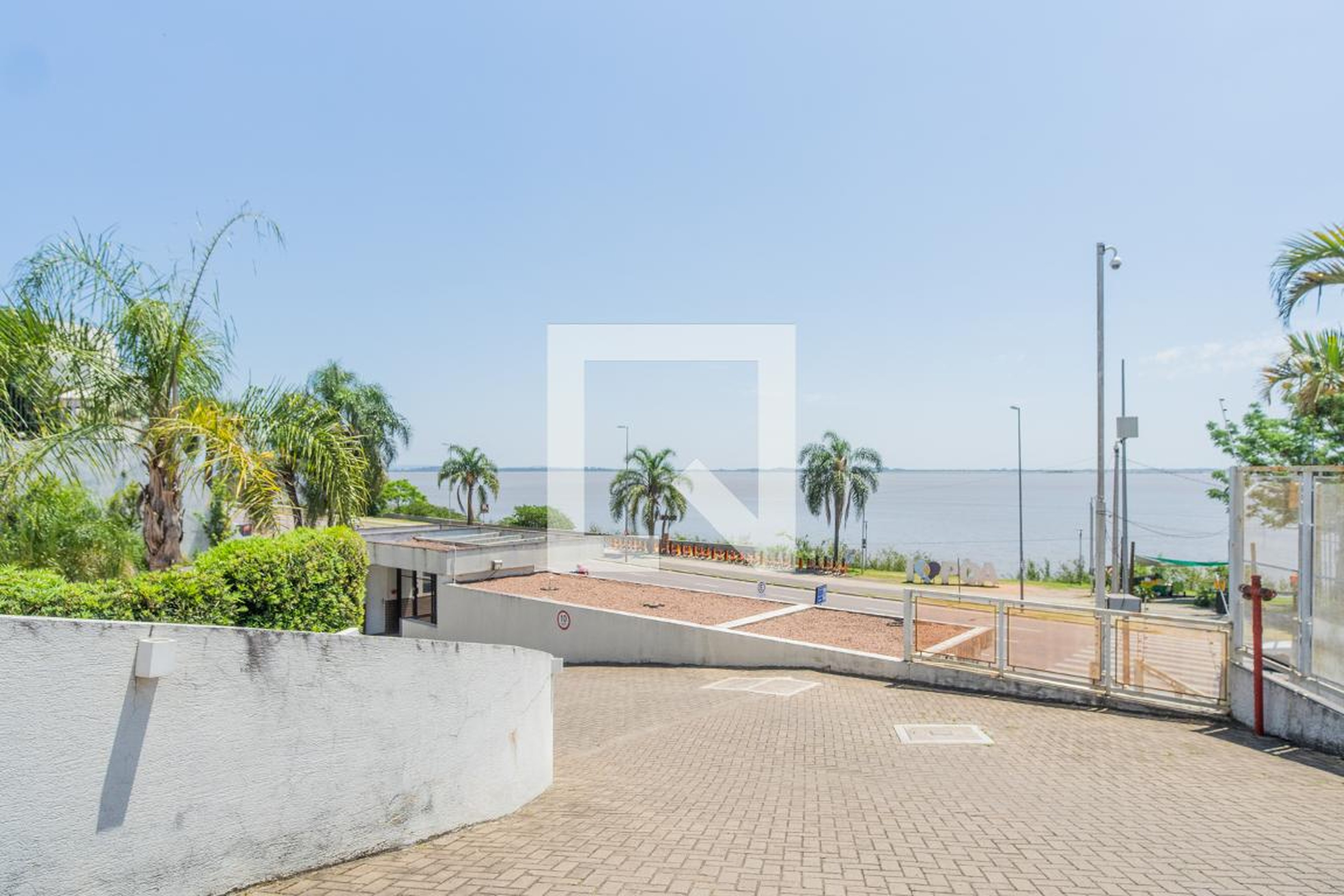 Área comum - Encosta do Sol