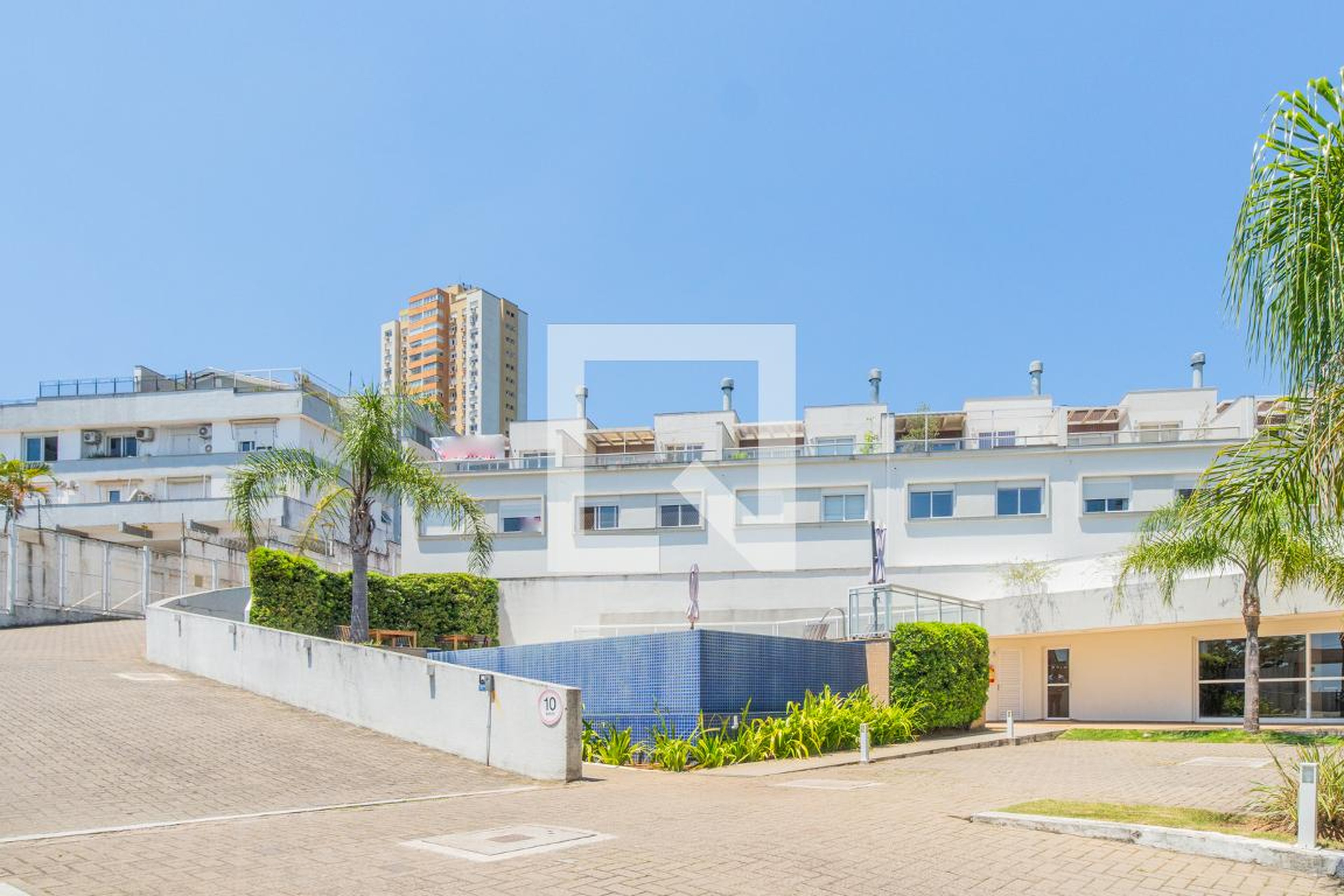 Fachada Condomínio Encosta do Sol