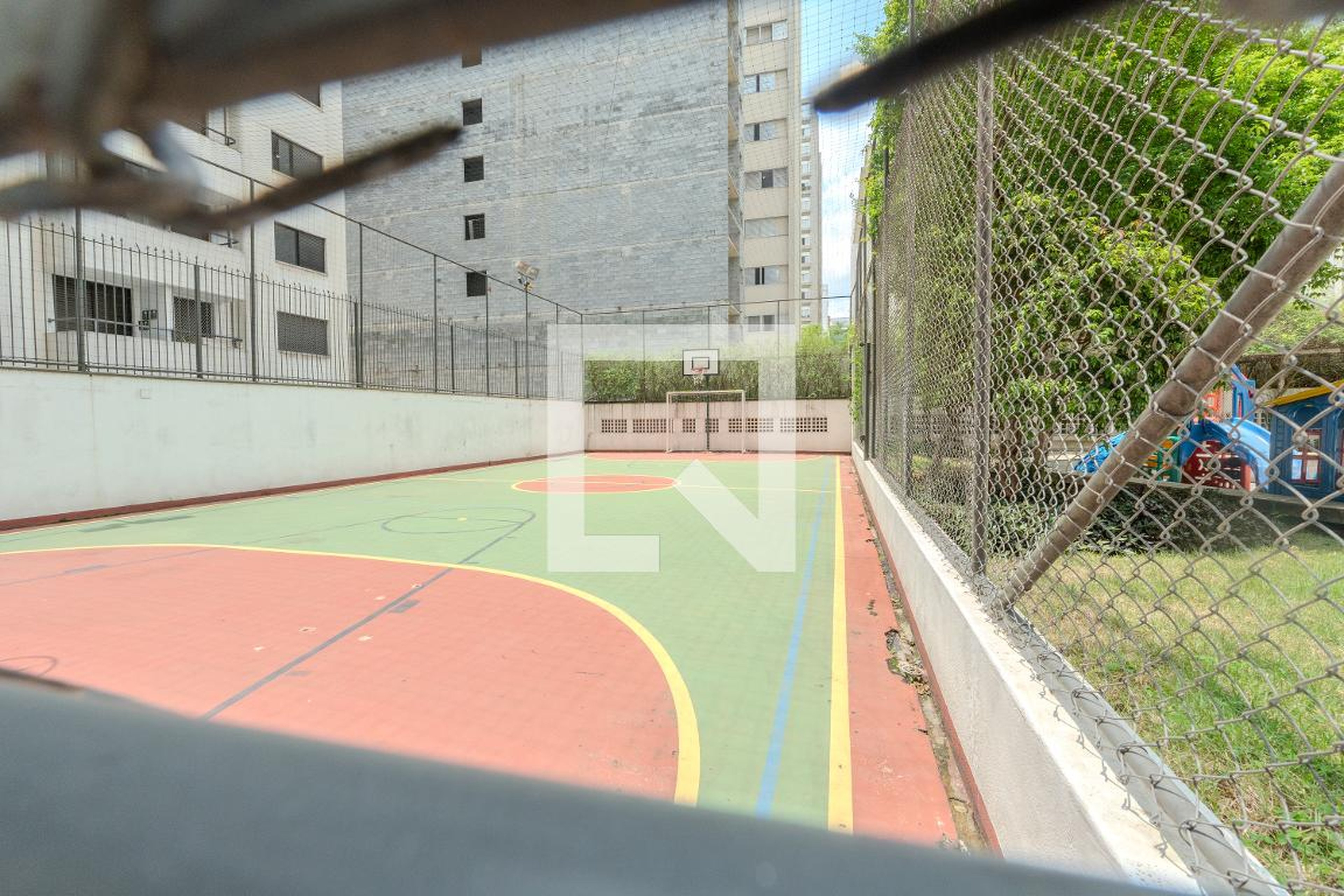 Quadra Esportiva - Alfredo Ellis