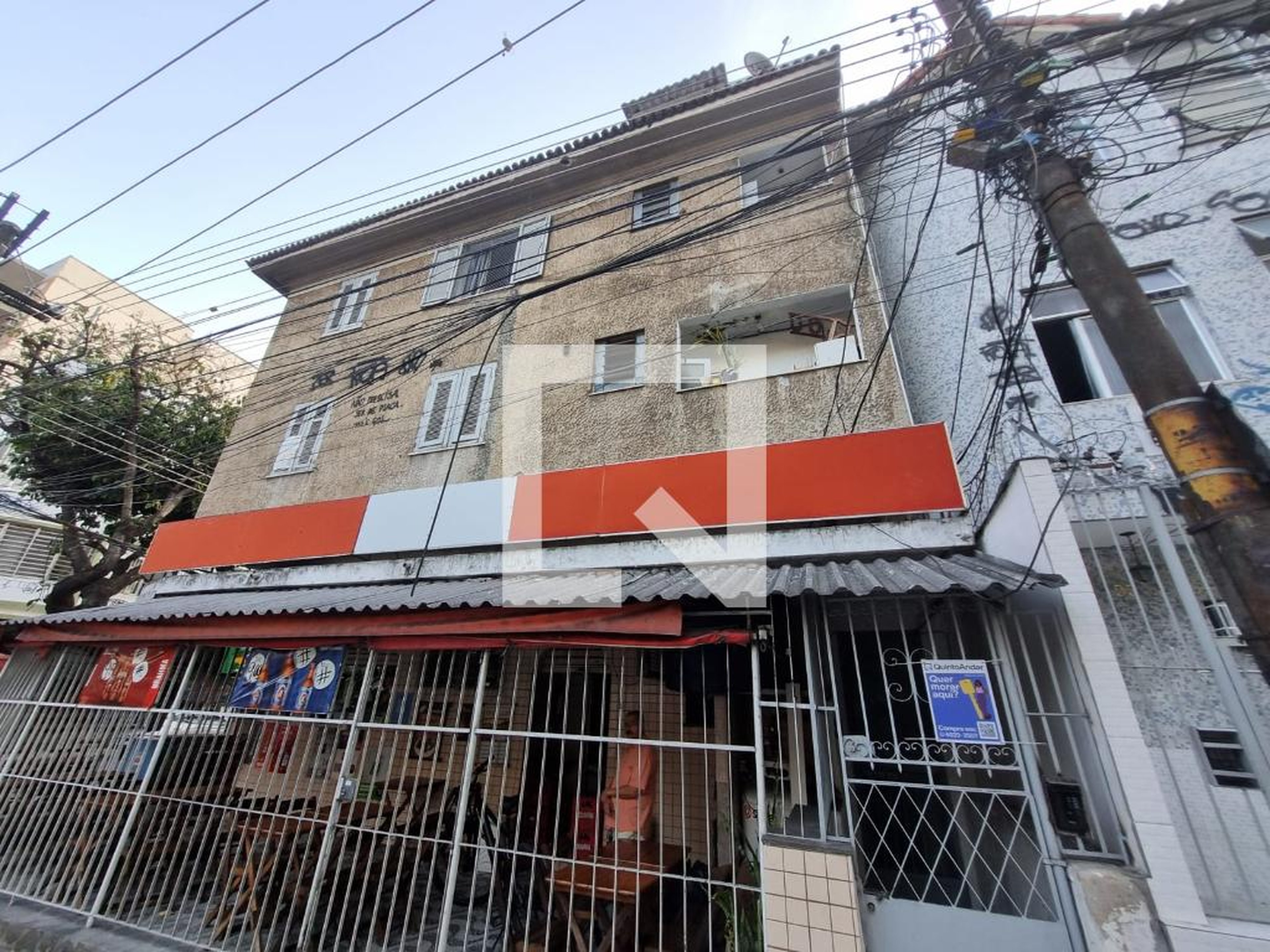 Fachada Condomínio em Rua Pereira Nunes, 95