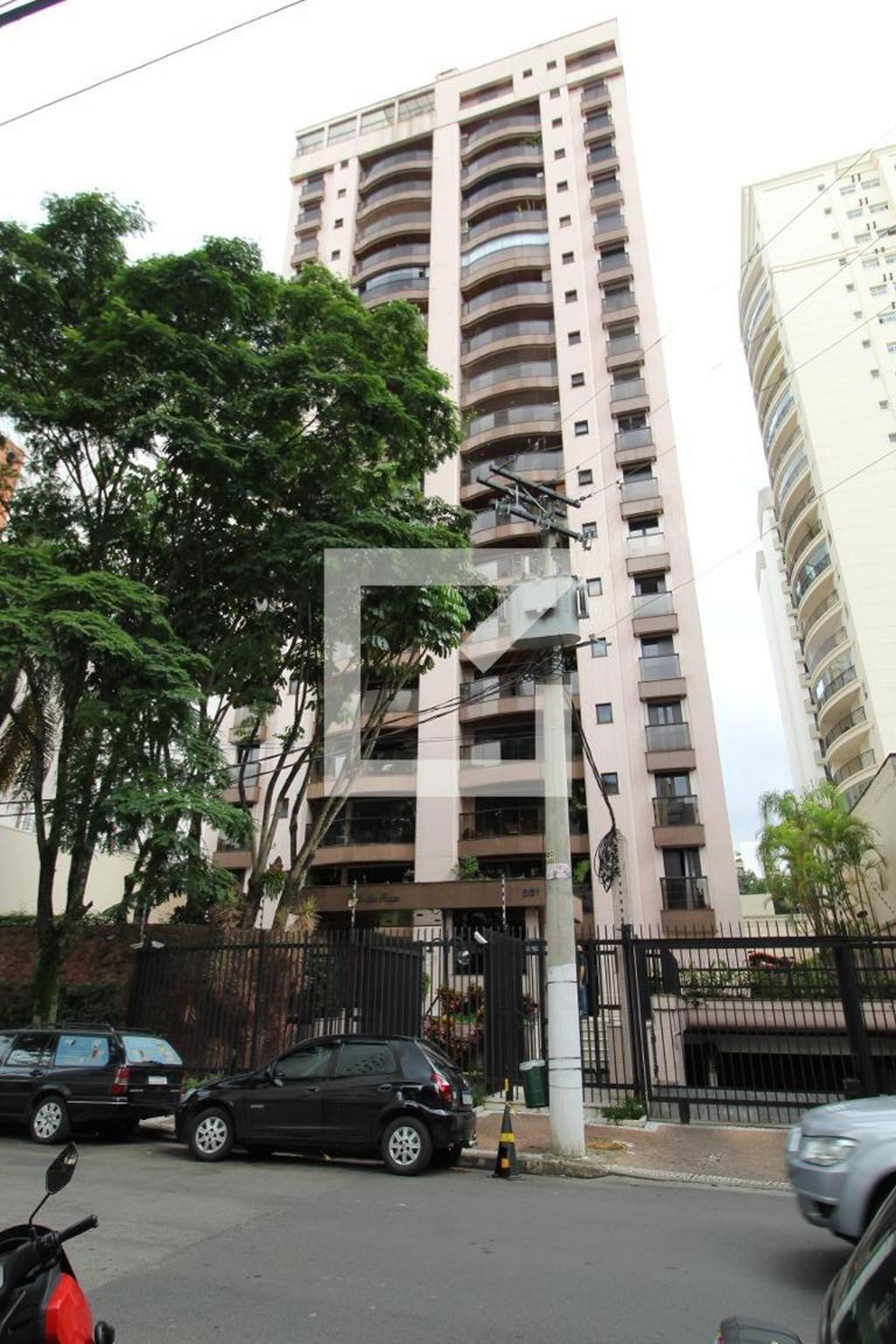 Fachada do Prédio Condomínio Solar das Rosas