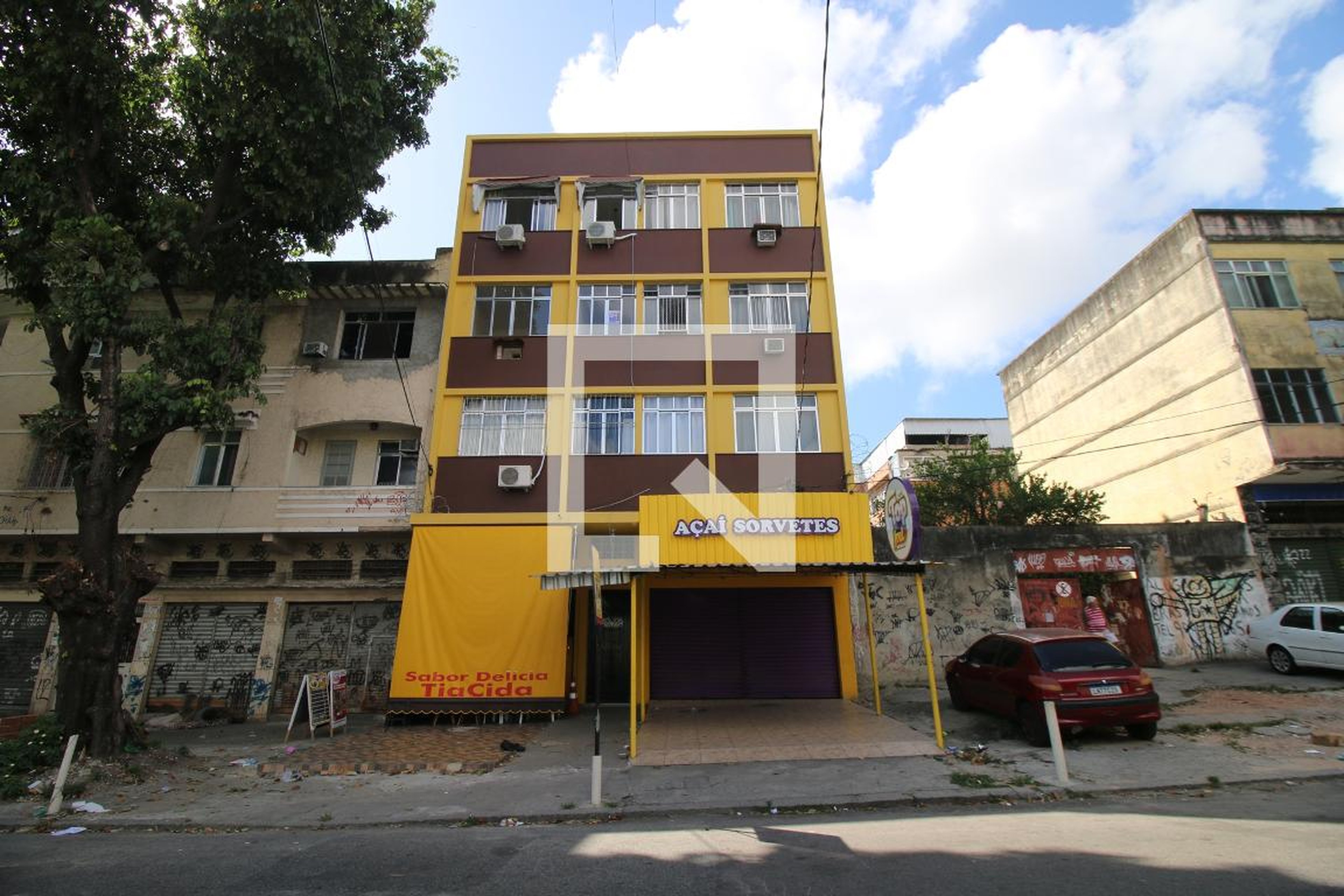 Fachada do Prédio Condomínio em Avenida Nossa Senhora da Penha, 467