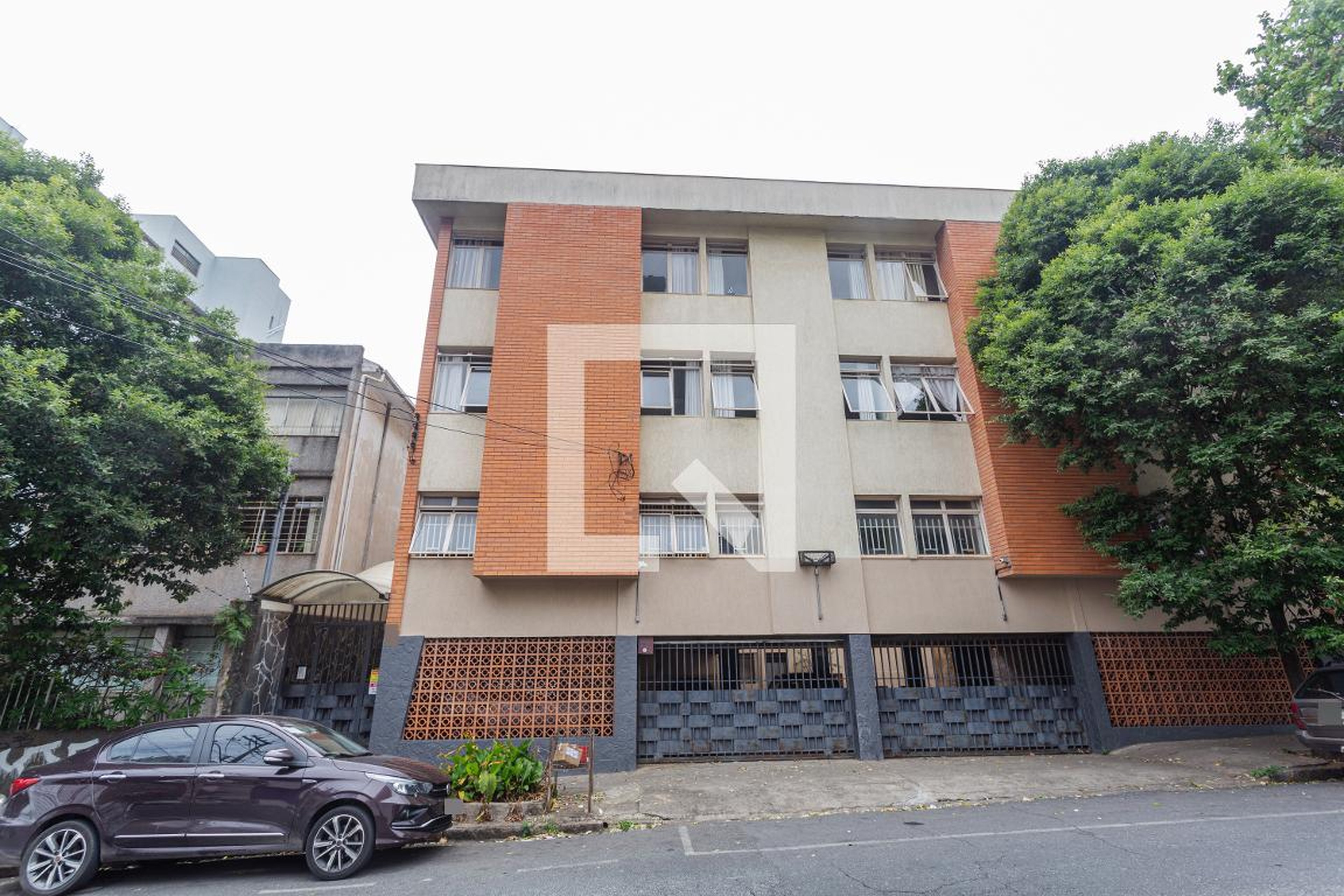 Fachada Condomínio em Rua do Ouro, 247