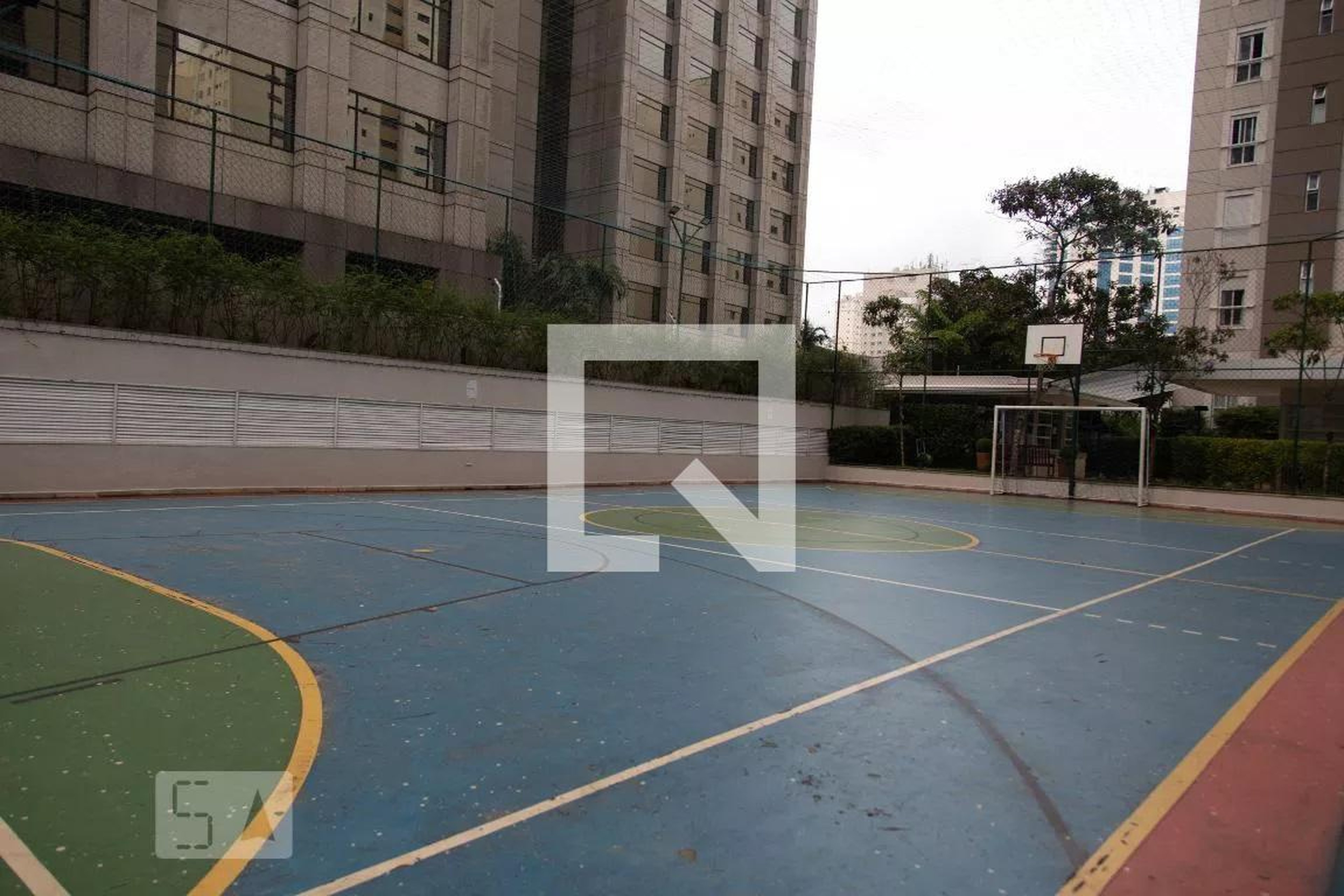 Quadra Esportiva - Maison Lalique