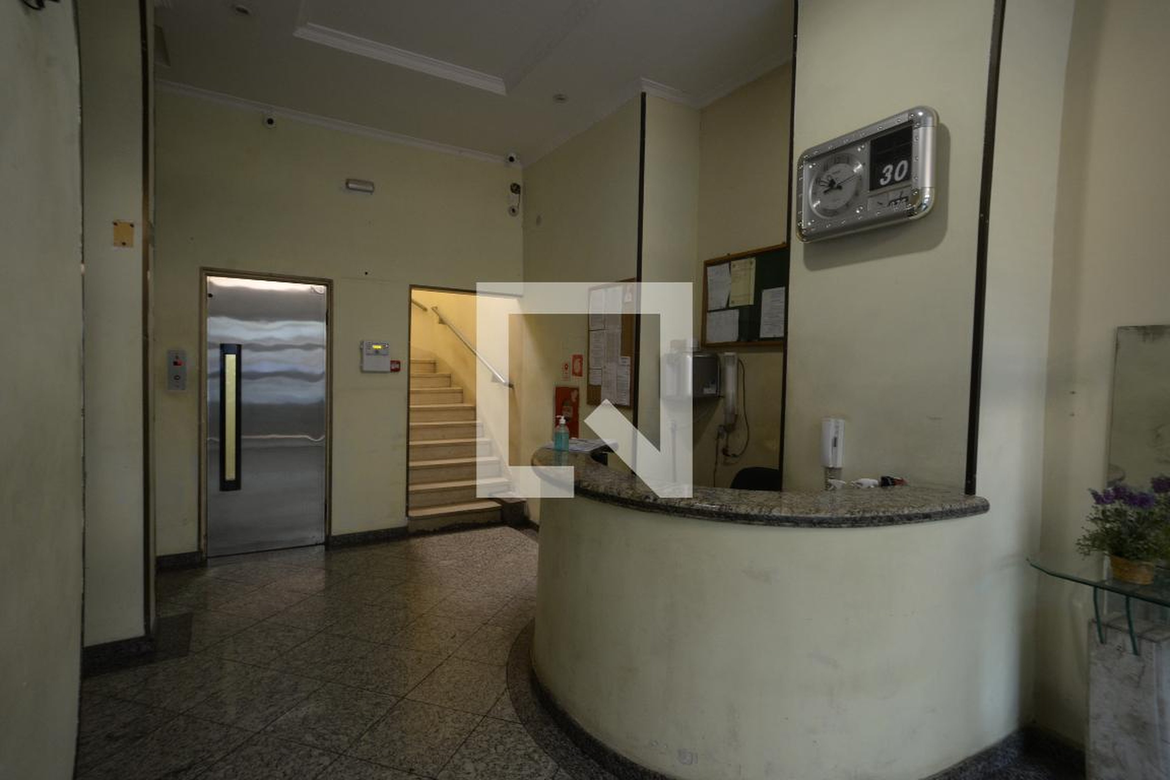 Hall de entrada - Salvador Priolli