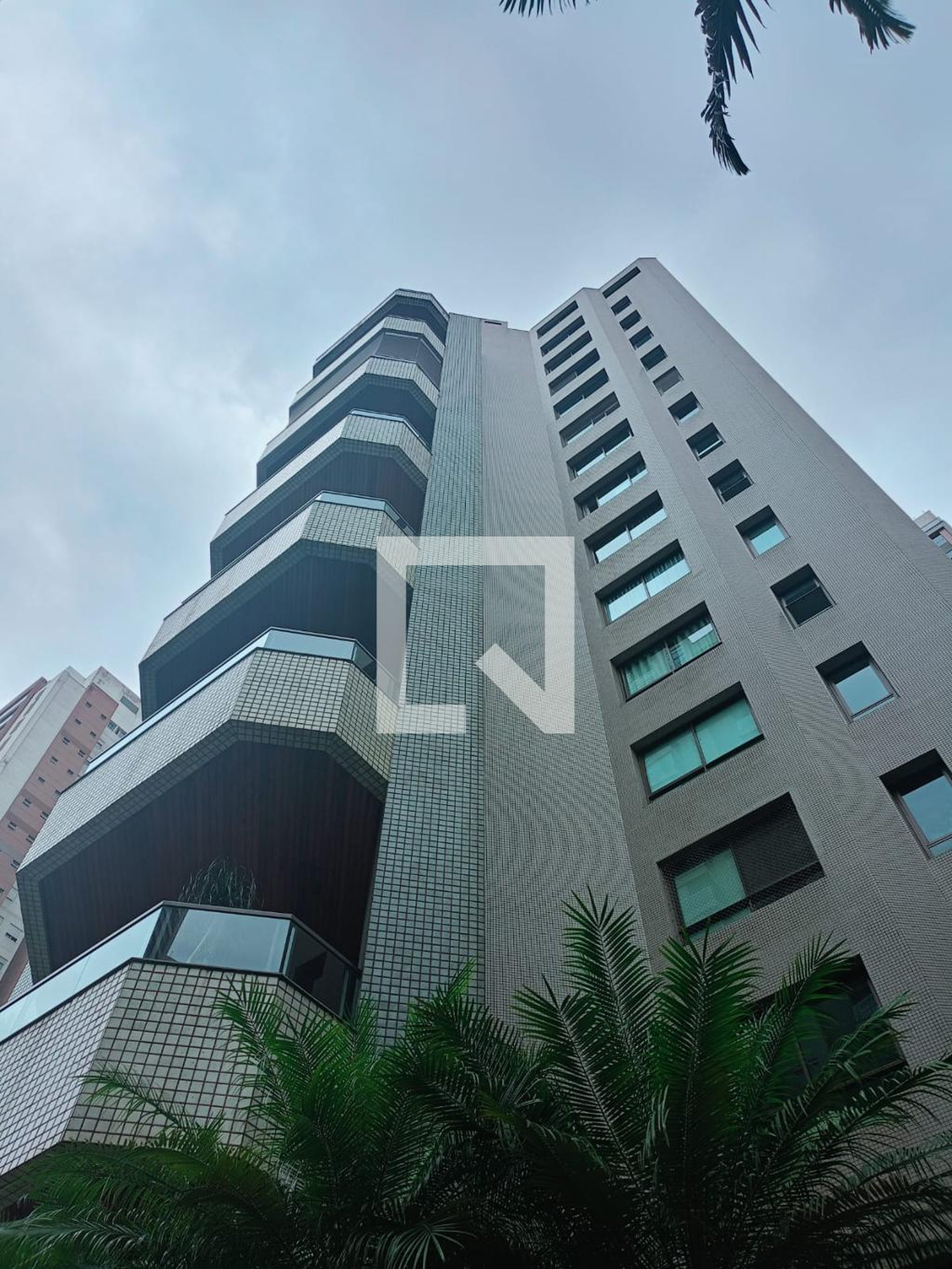 Fachada do Prédio Condomínio Penthouse