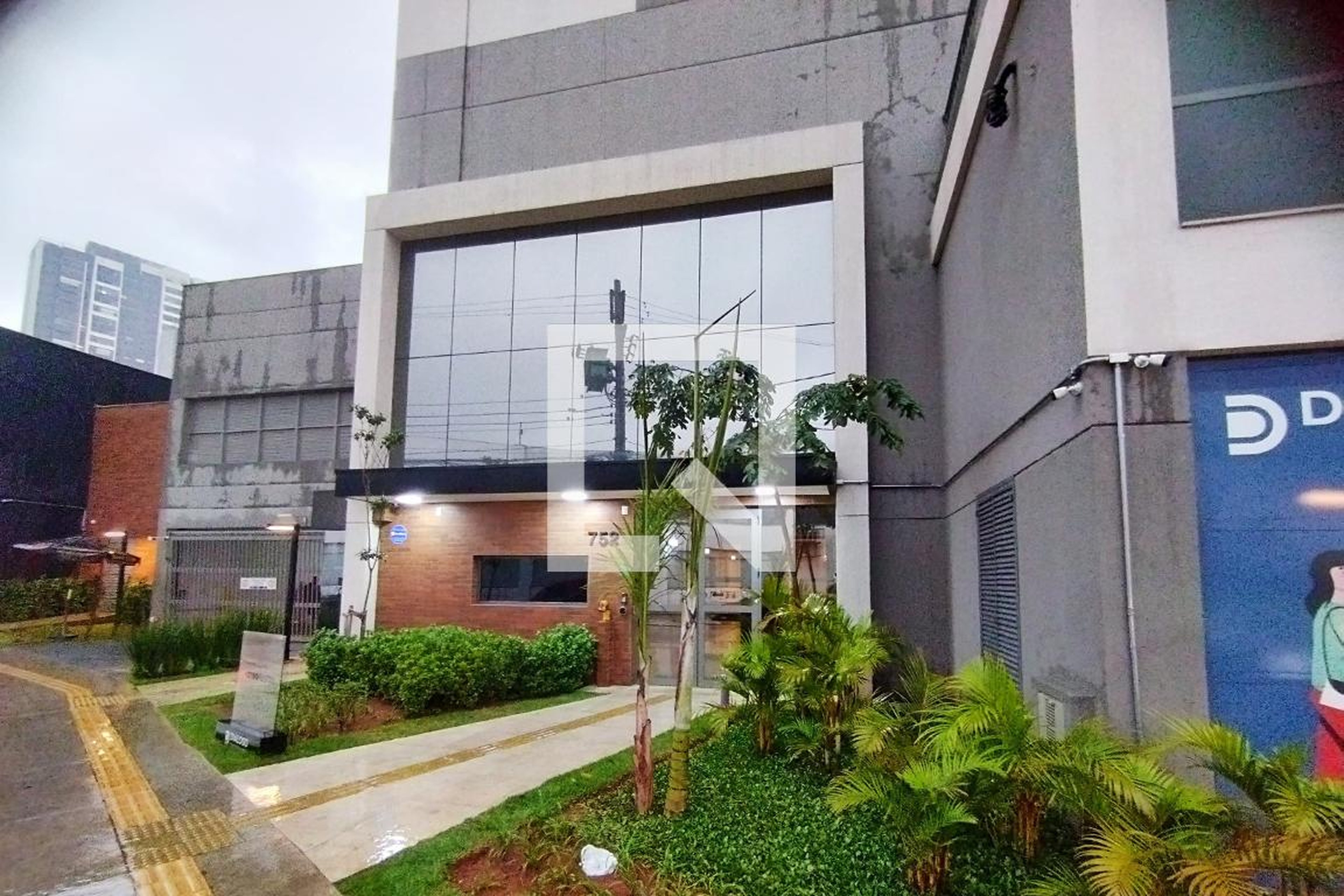 Fachada Condomínio em Avenida Álvaro Machado Pedrosa, 744