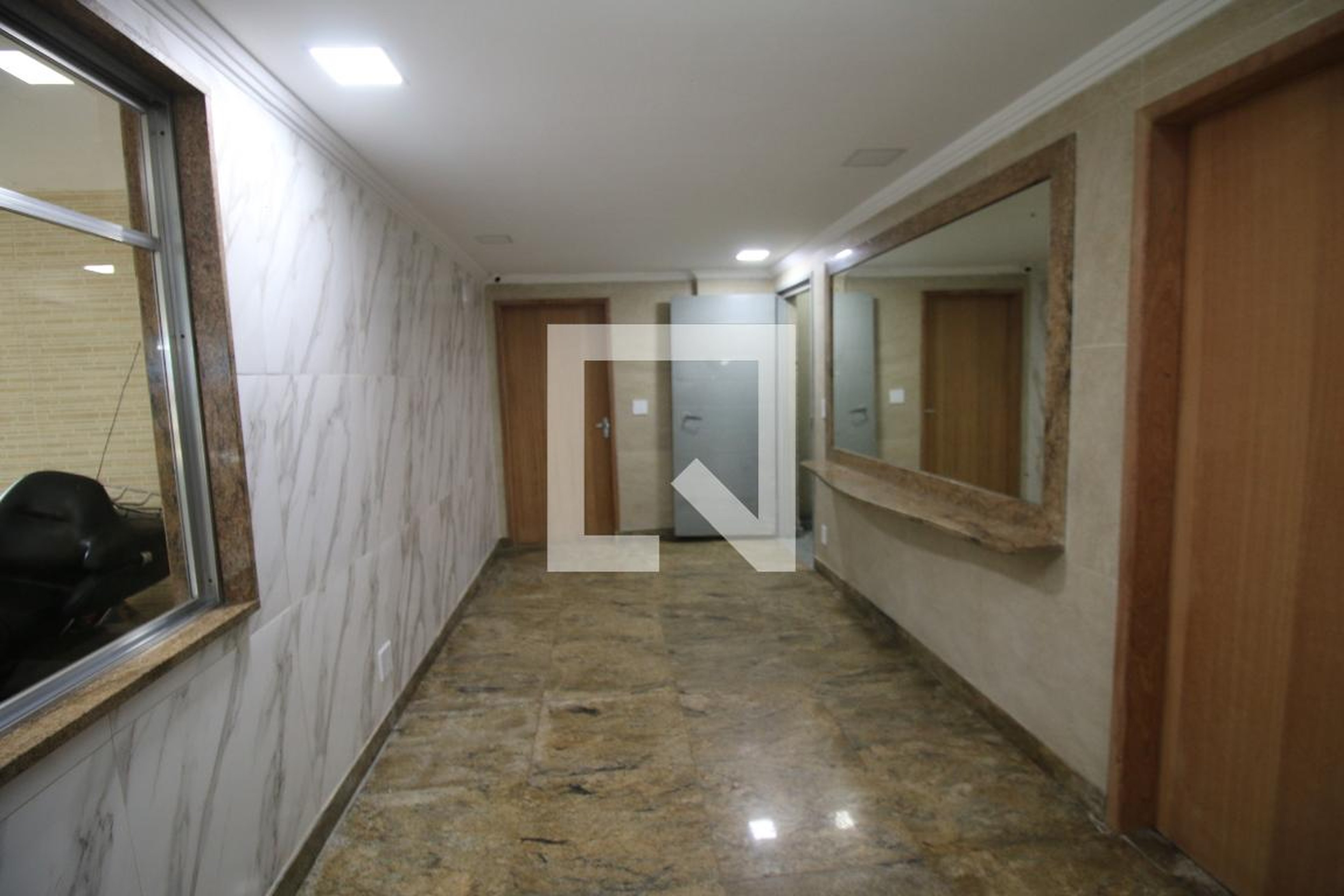 Hall de Entrada - Edifício Teotonio Brito