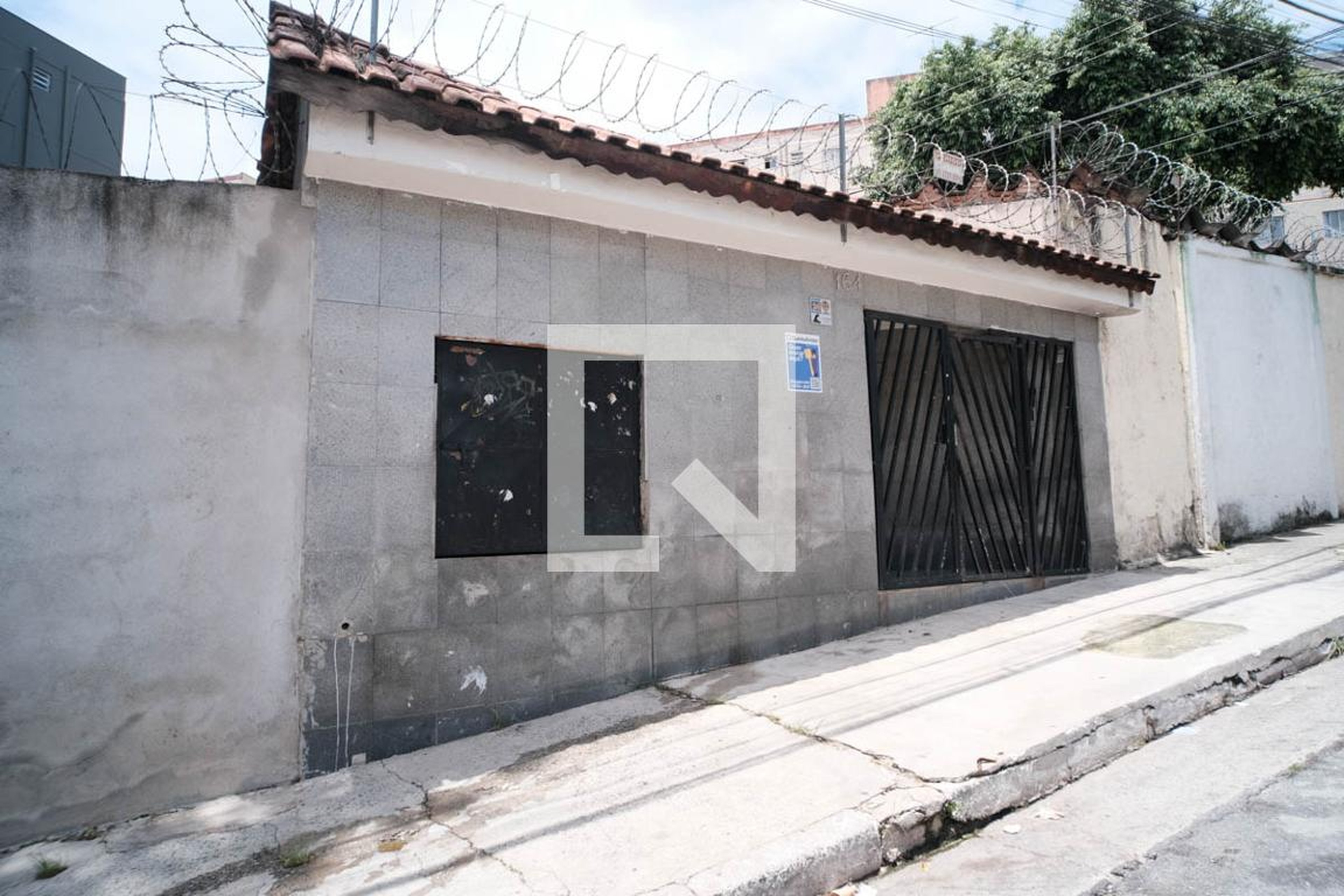 Fachada Condomínio em Rua Padre Cristóvão Cordeiro, 169