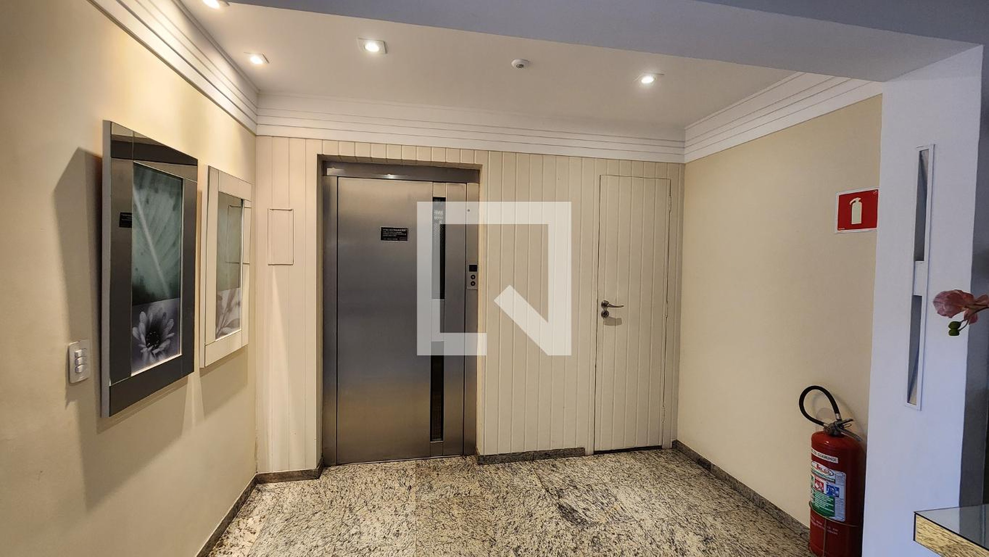 Hall de entrada - Guarundi