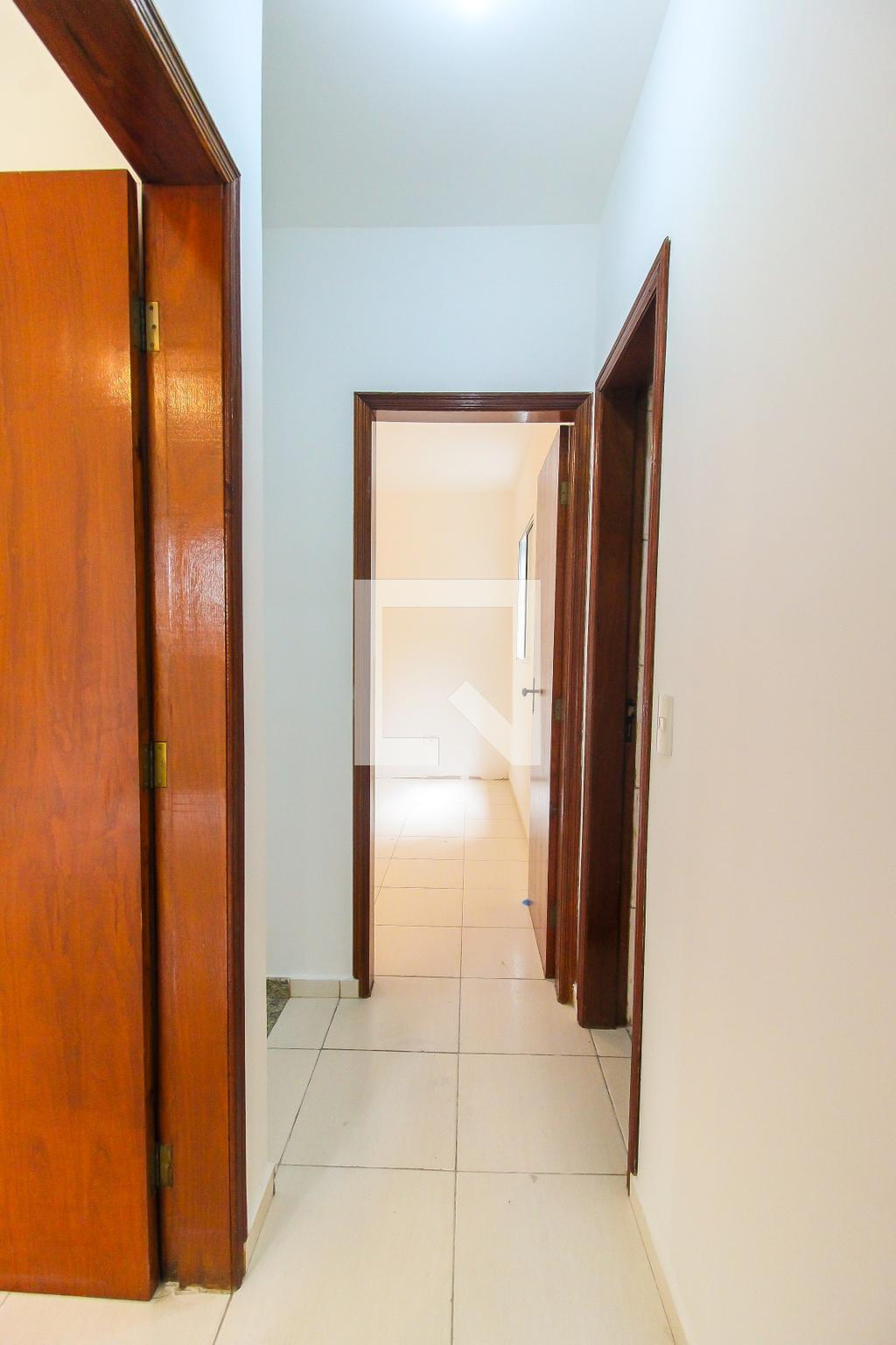 Hall Condomínio em Rua Jaguaruna, 77