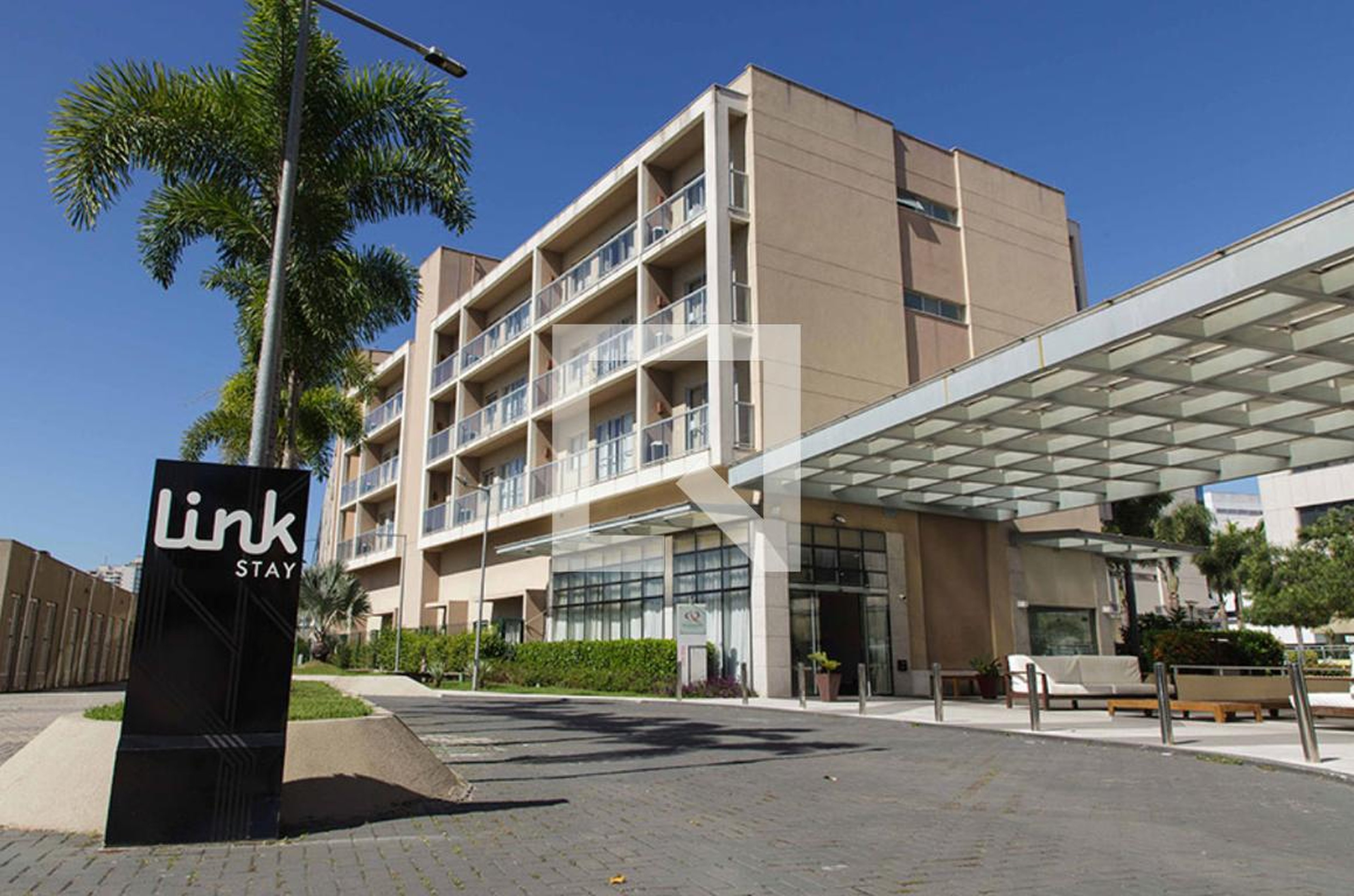 Fachada Condomínio Link Stay