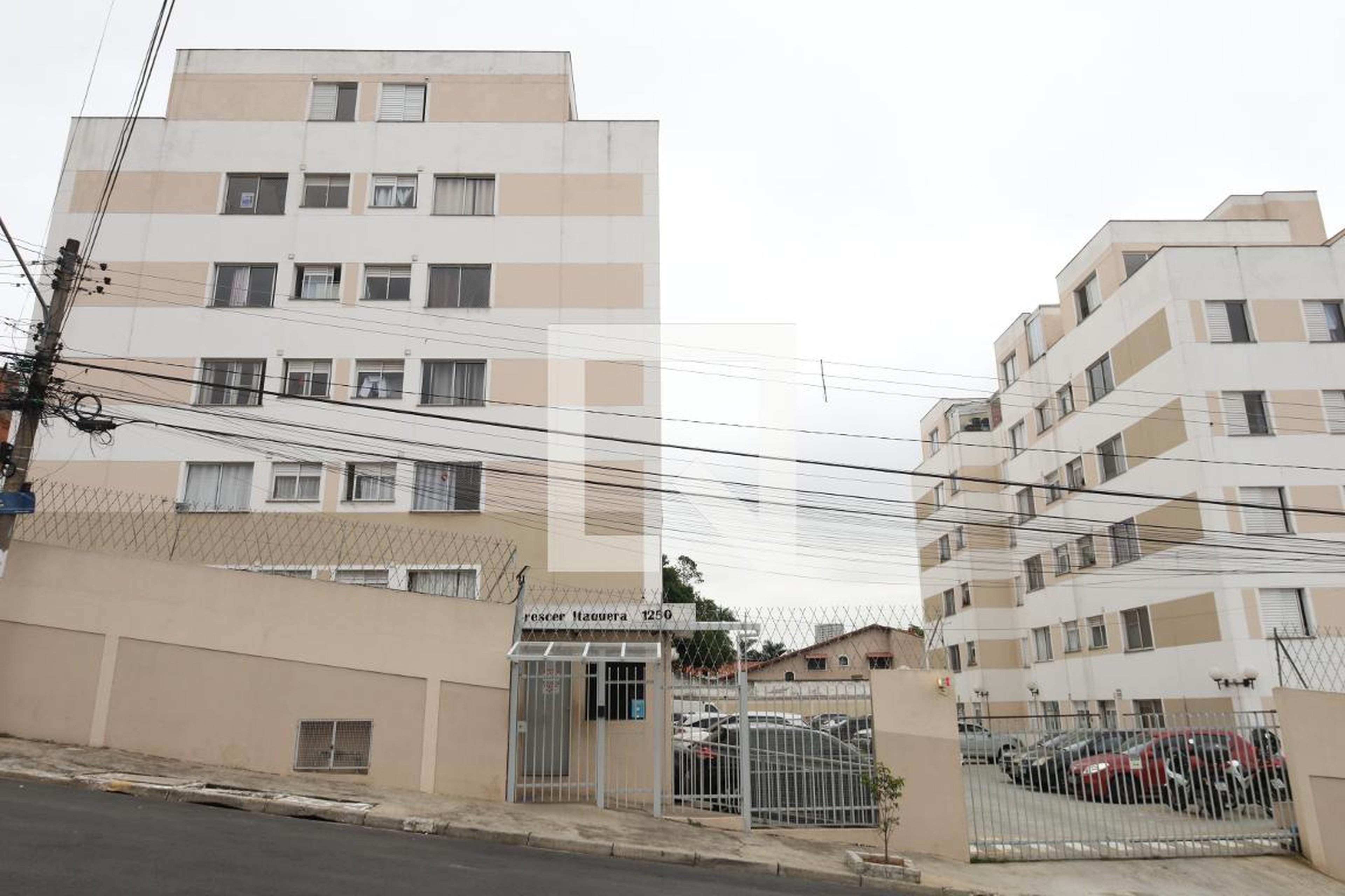 Fachada do condomínio Residencial Crescer Itaquera