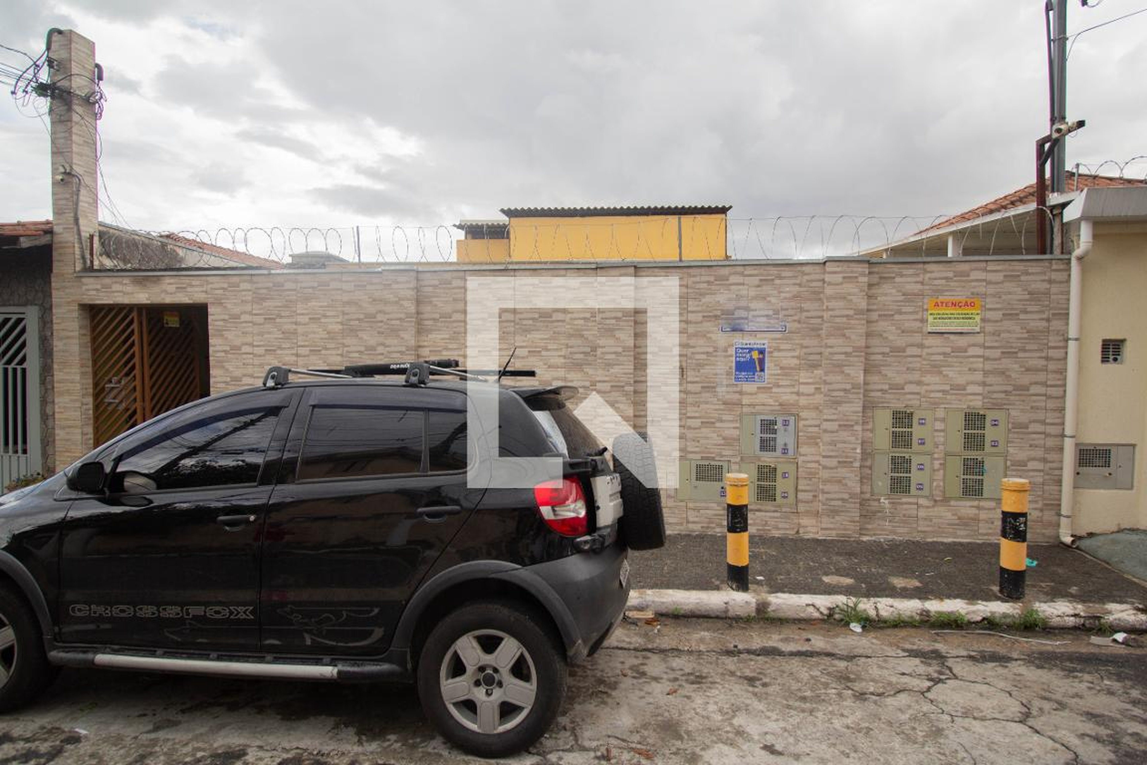 Fachada Condomínio em Rua Doutor Artur Zapponi, 200