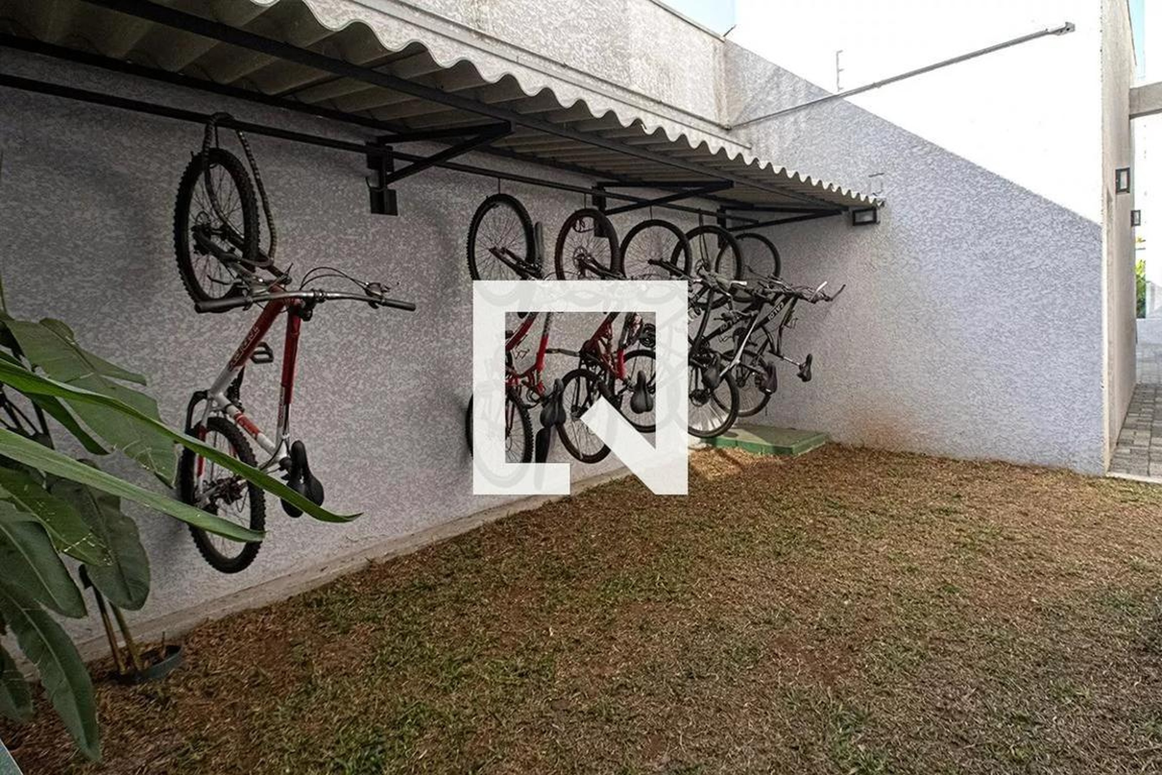 Bicicletario - Famile Gentil 300, Consthruir