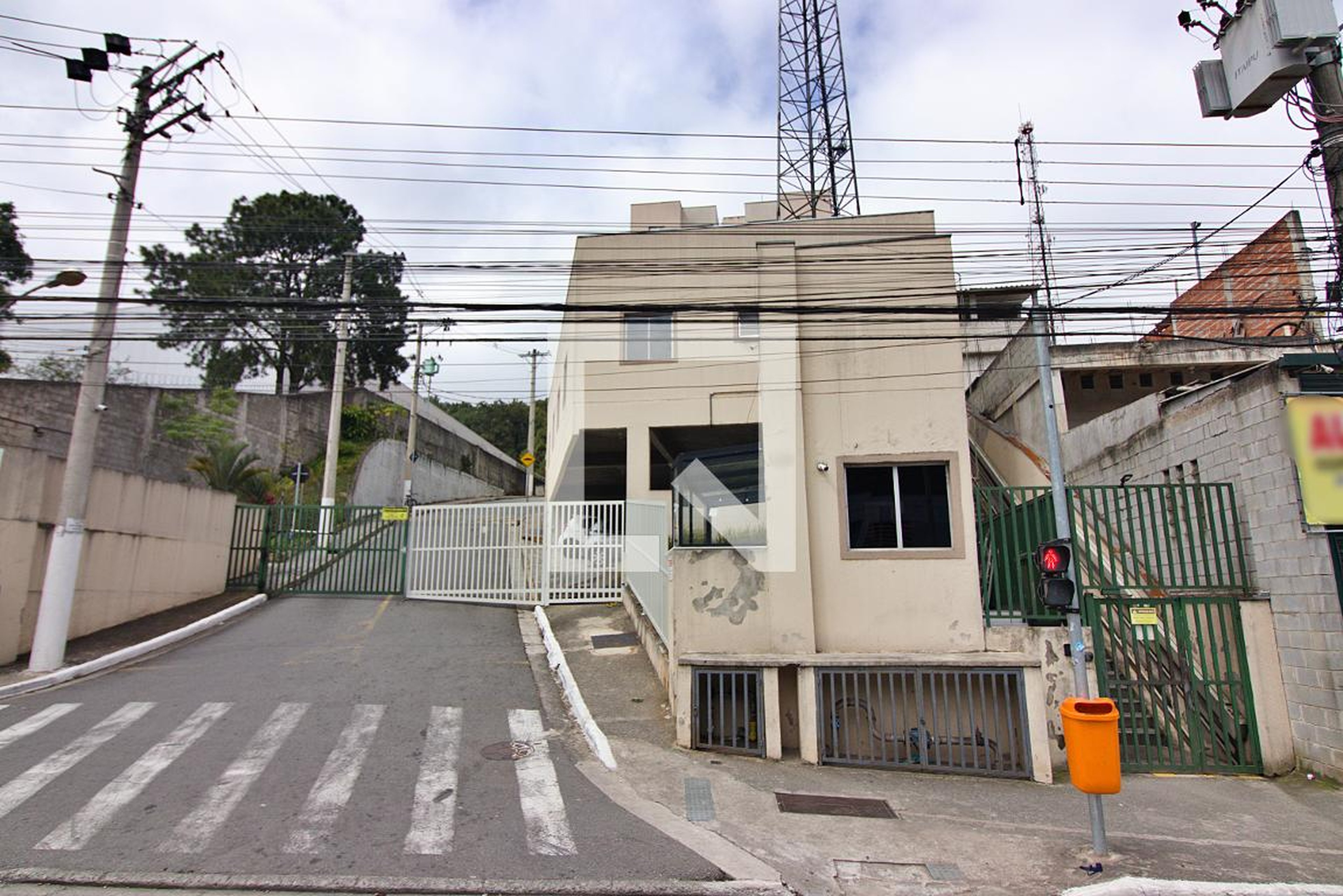 Fachada Condomínio Novo Jardim Regina