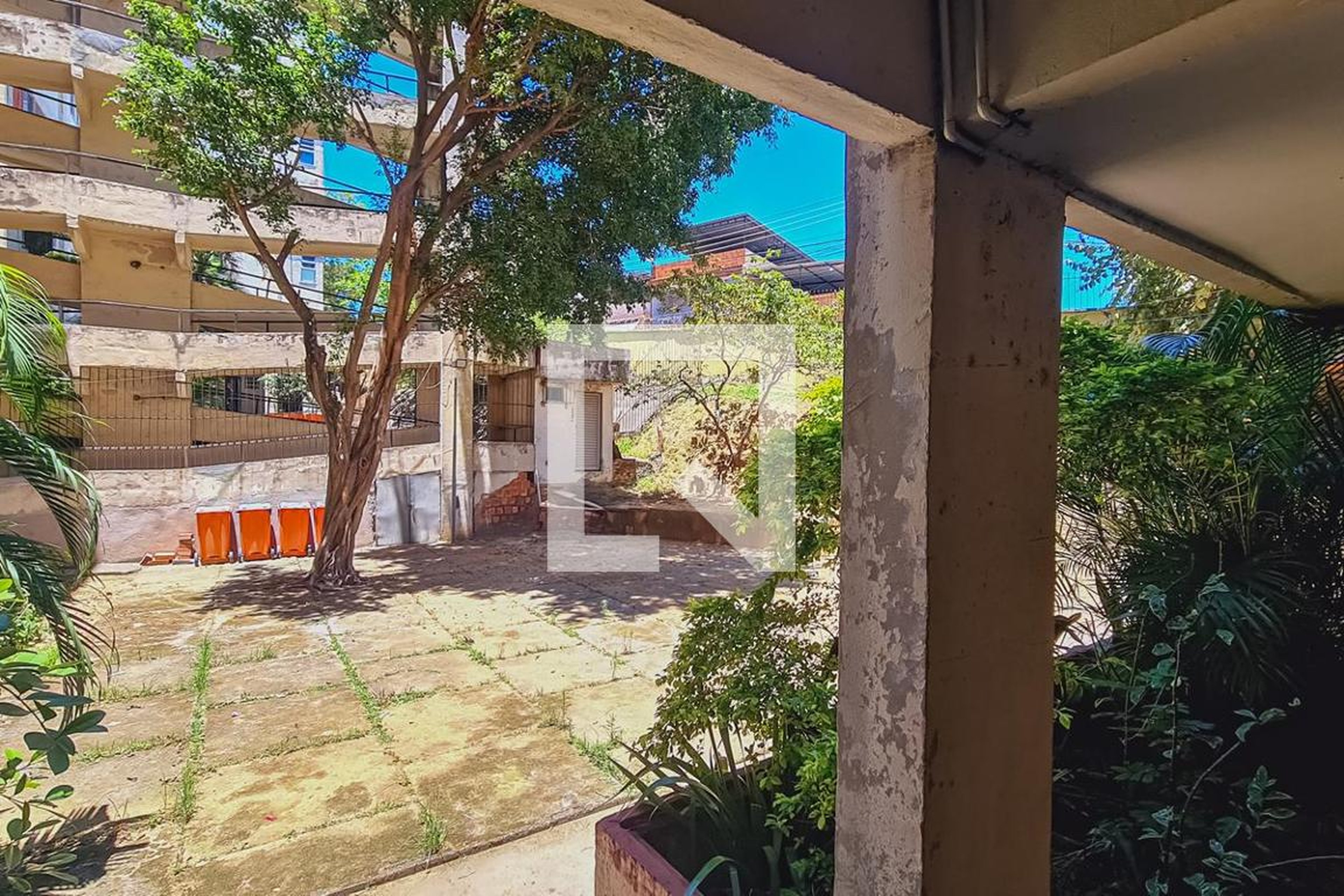 Área comum Condomínio em Estrada Adhemar Bebiano, 118