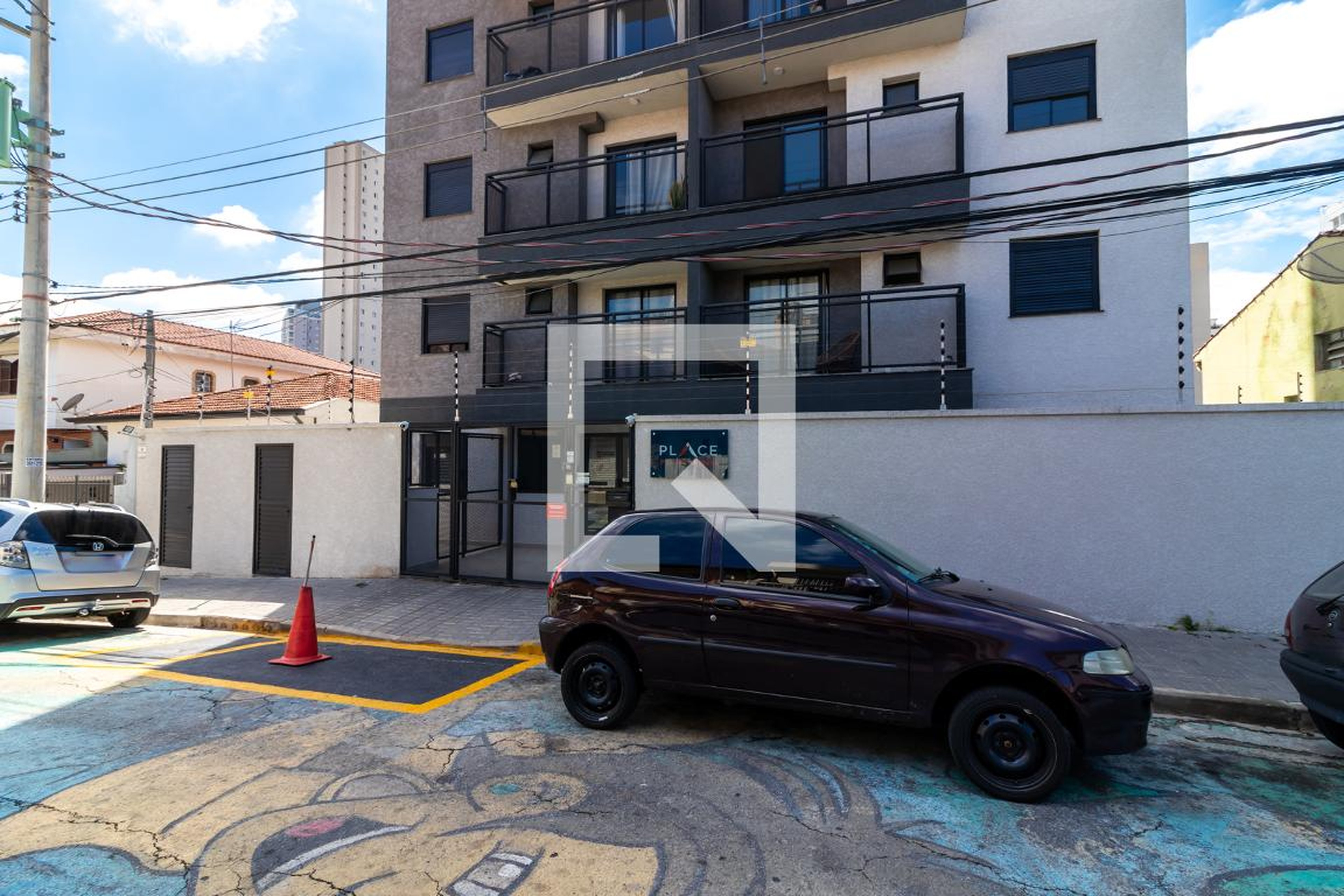 Fachada do Prédio Condomínio Place Parada Inglesa