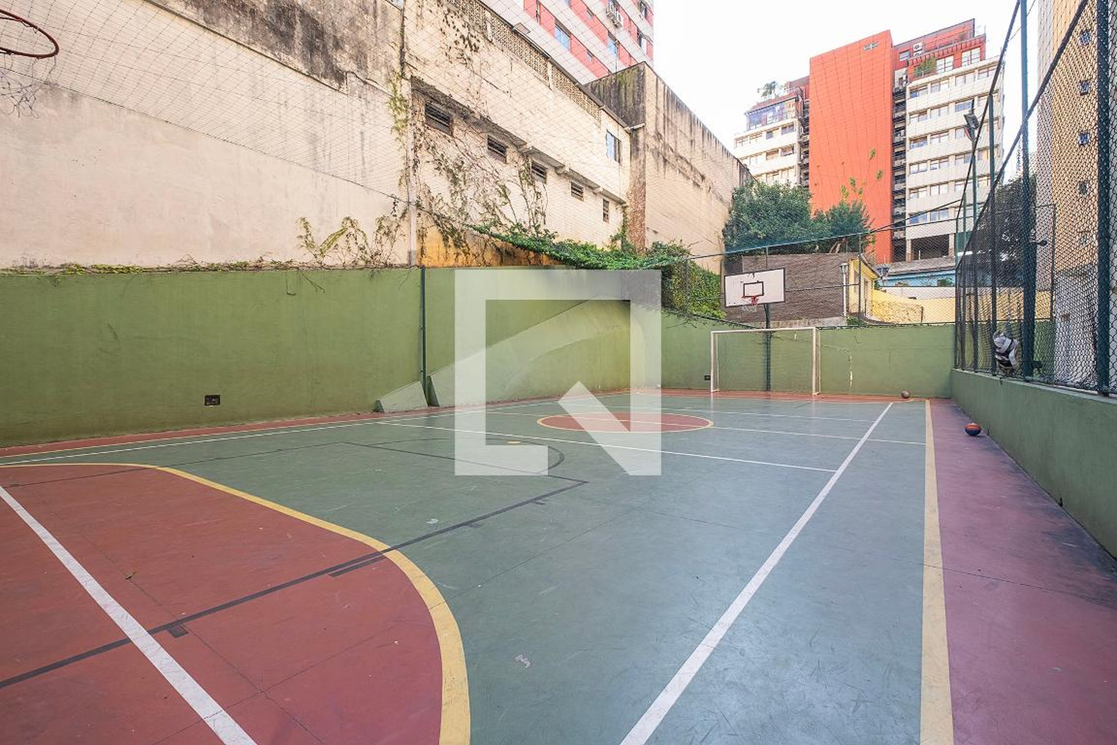 Quadra - Jardim das Bandeiras