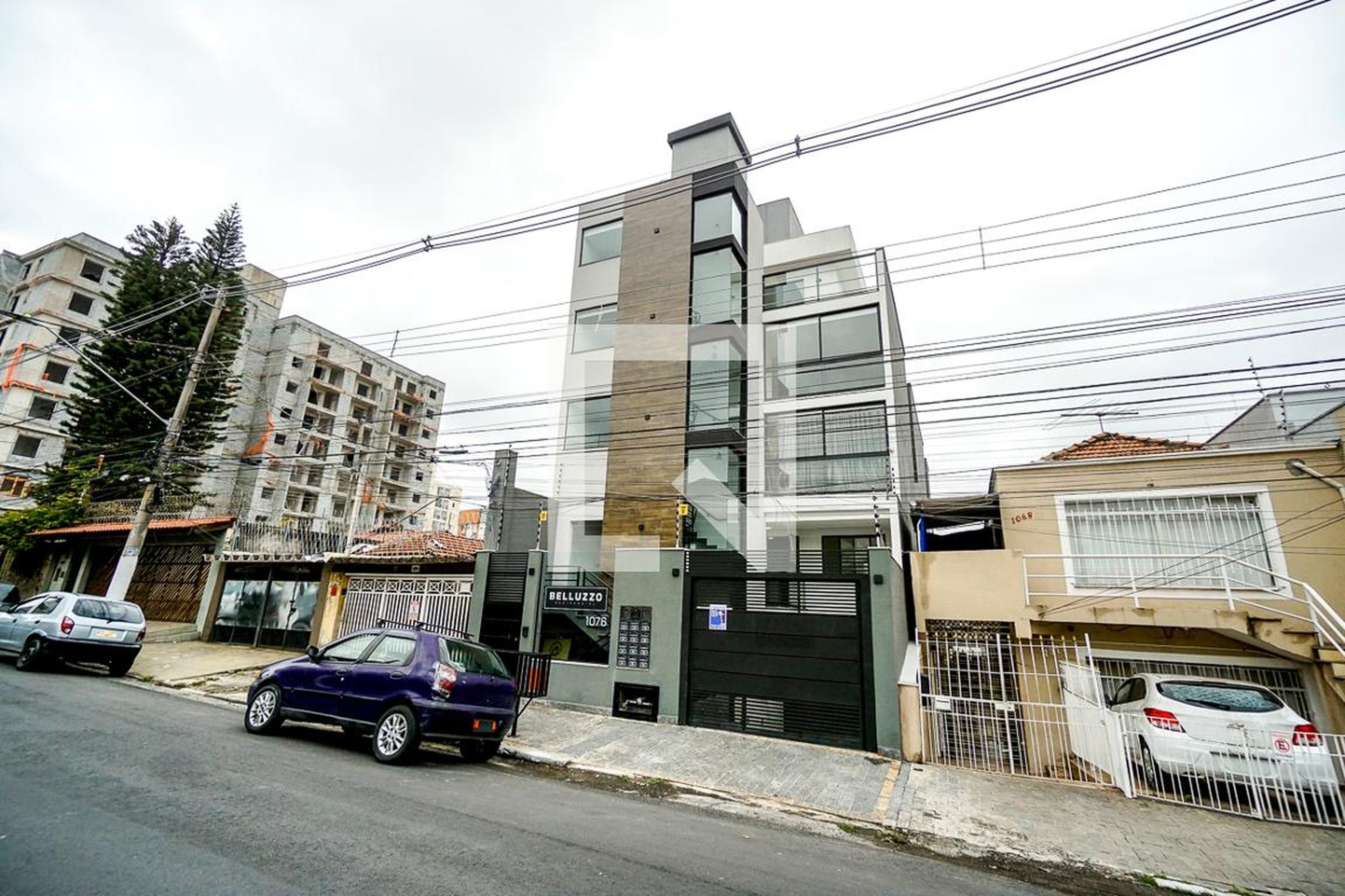 Fachada Condomínio em Rua Moisés Marx, 1076