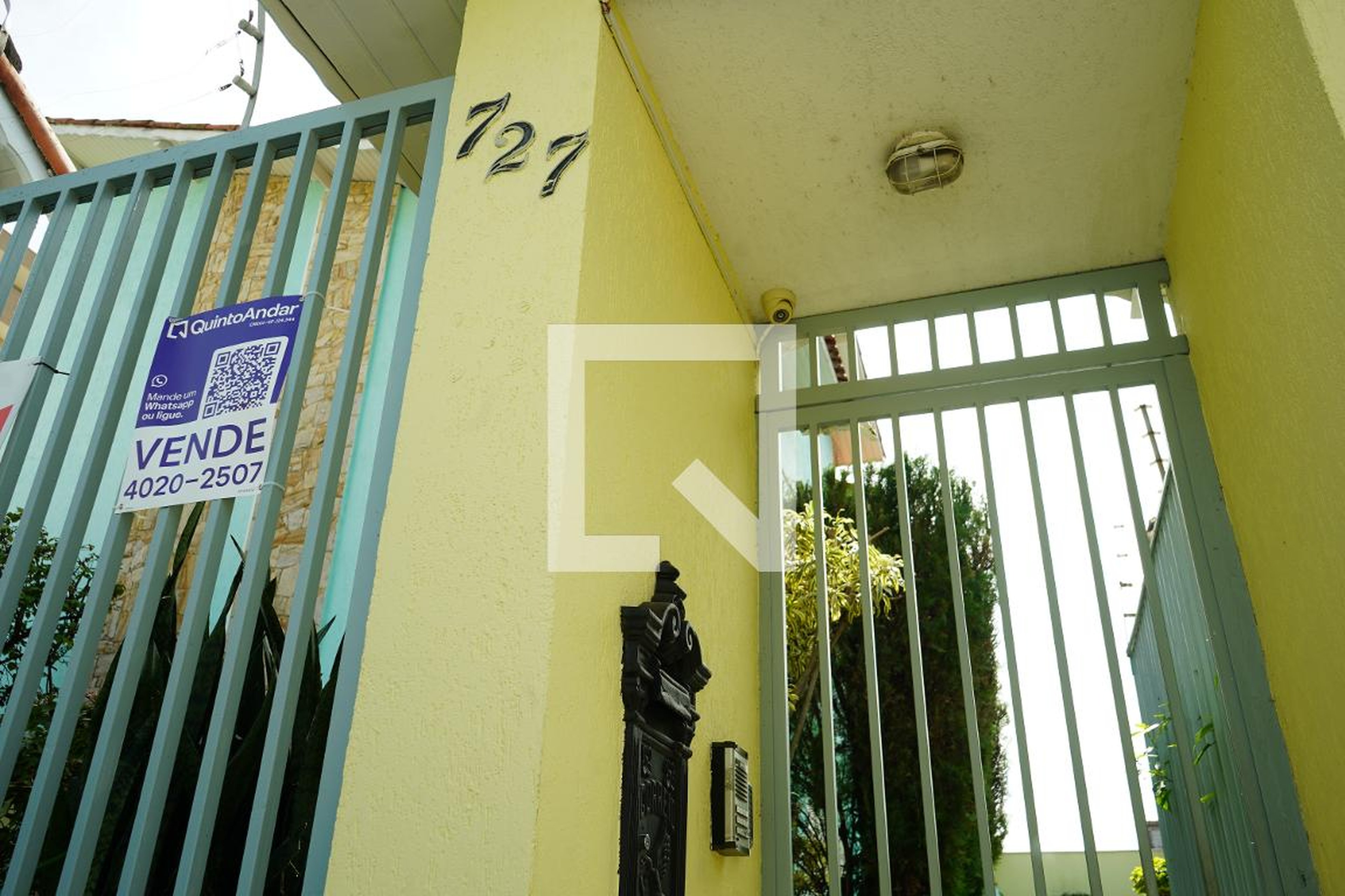 Fachada Condomínio em Rua São Serafim, 727