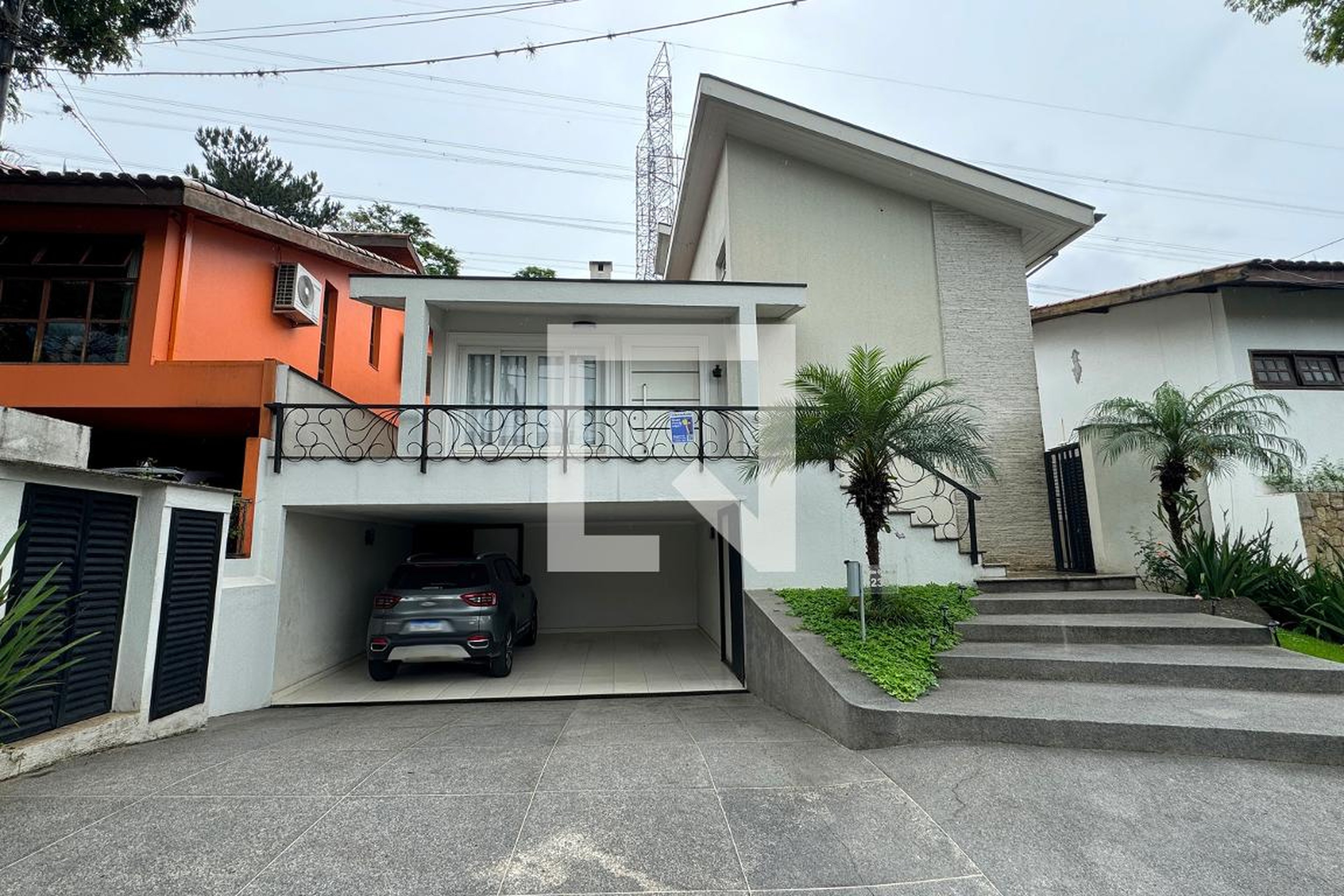 Fachada Condomínio em Alameda dos Girassóis, 230