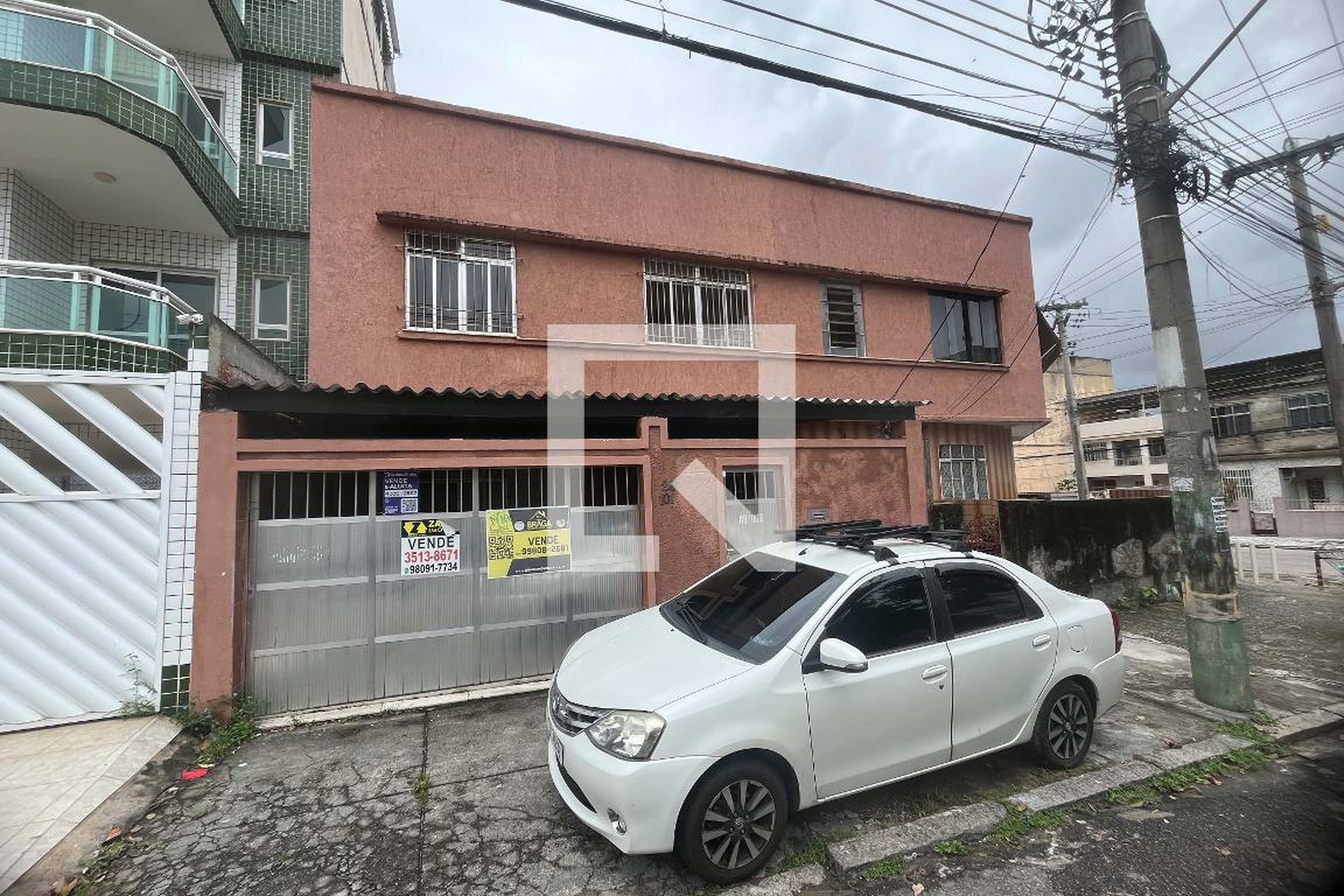 Fachada Condomínio em Rua Professor João Massena, 24