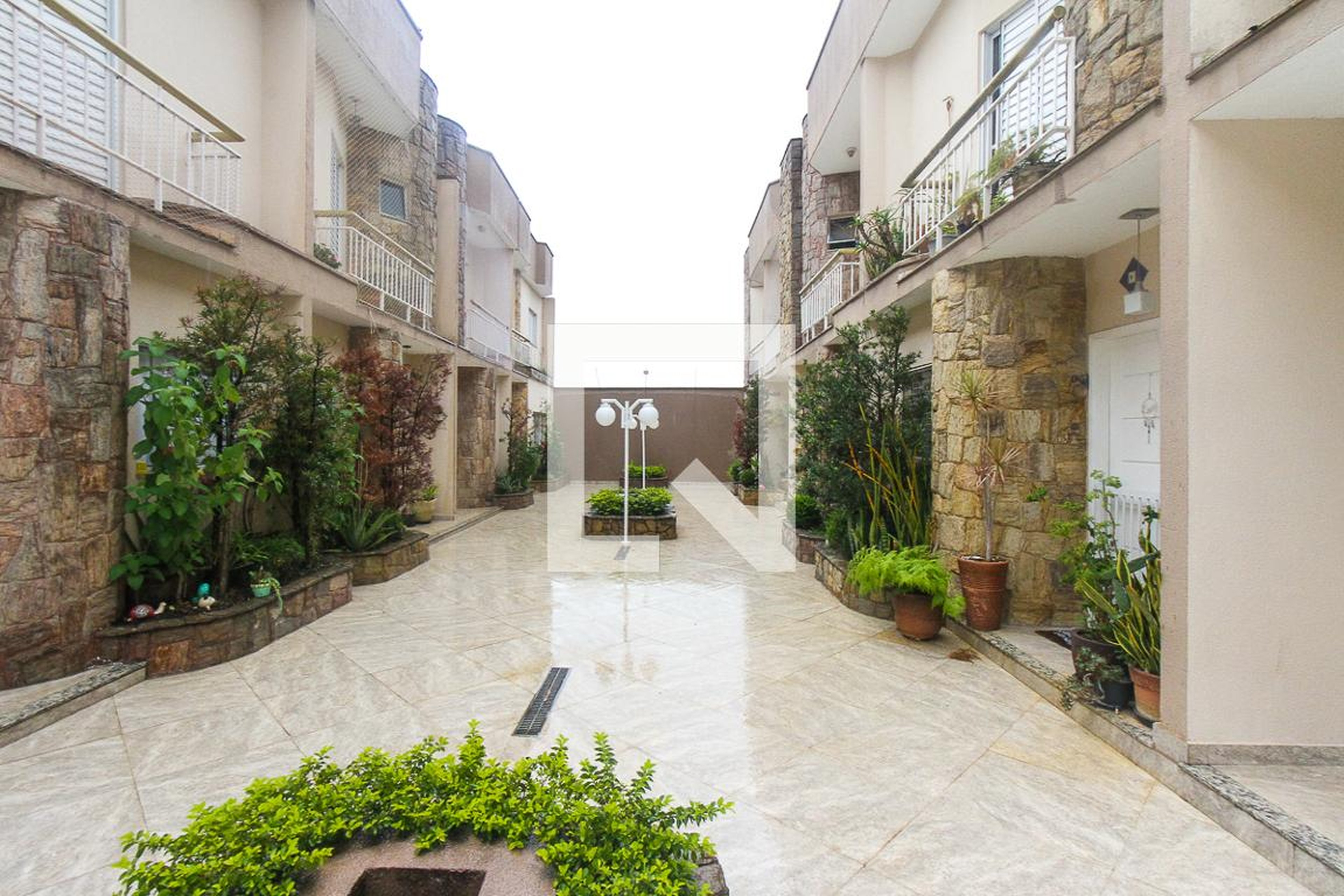 Área comum - Piazza di Tonicelli