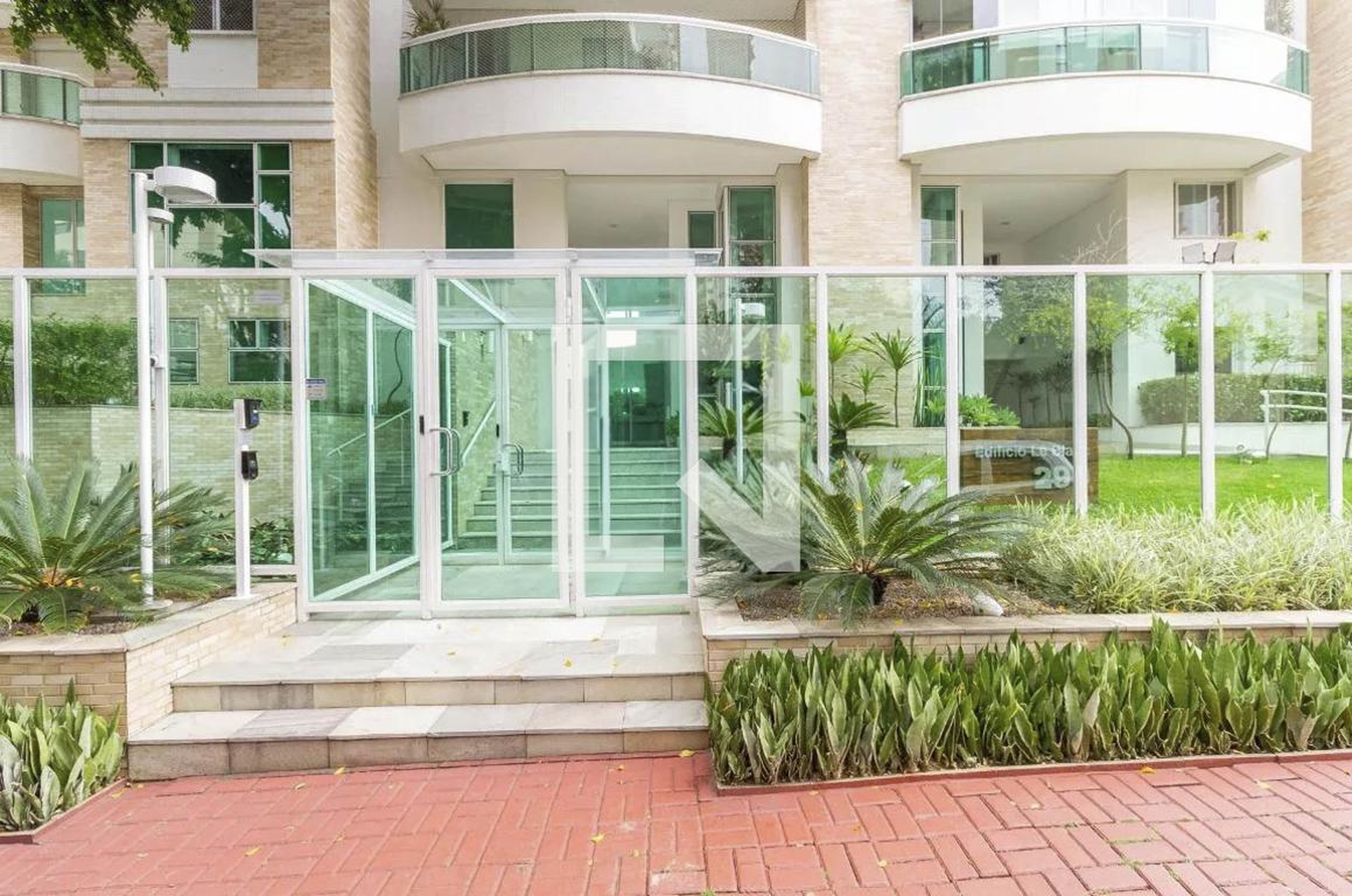 Fachada Condomínio Le Blanc