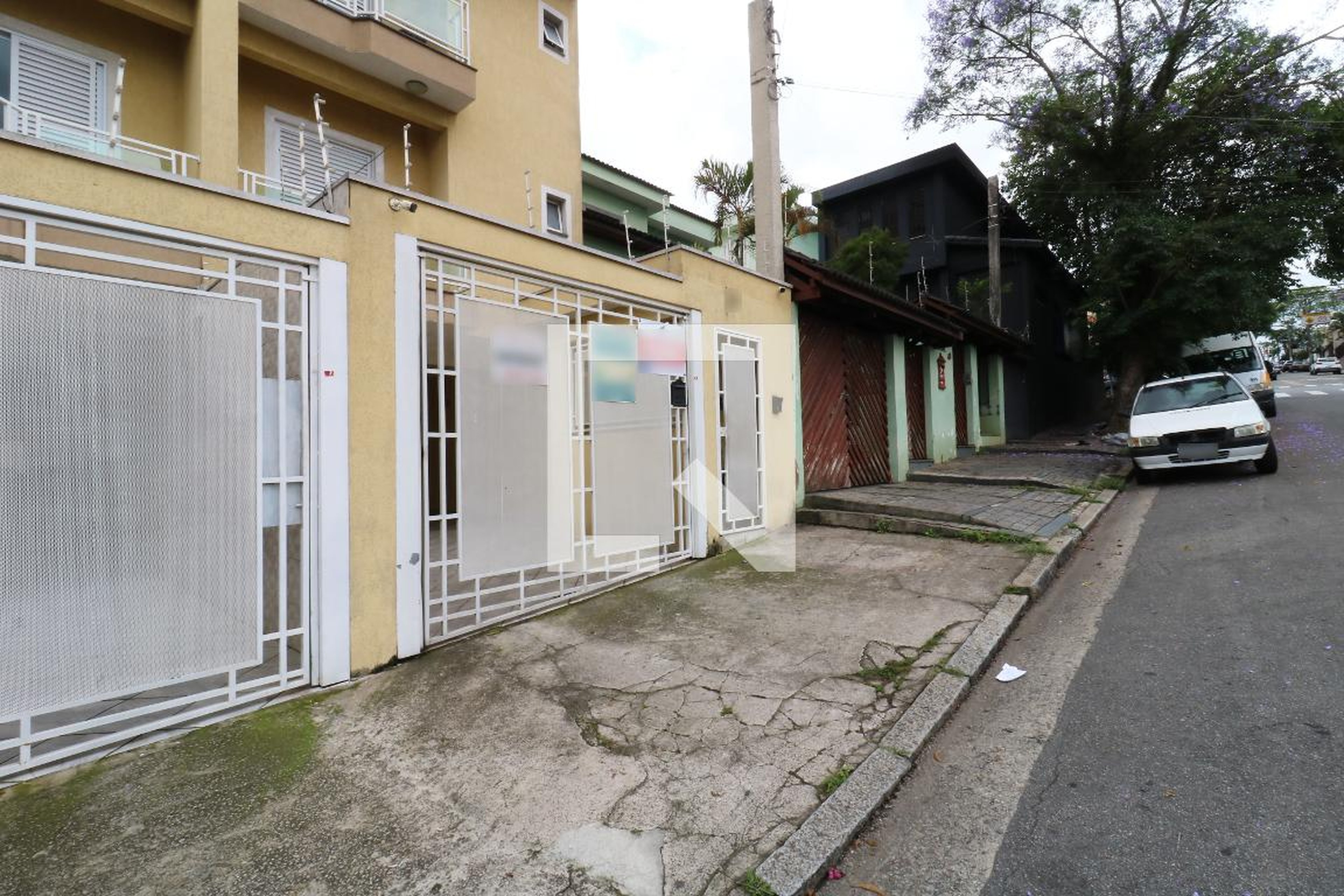 Fachada Condomínio em Avenida Brasil, 43