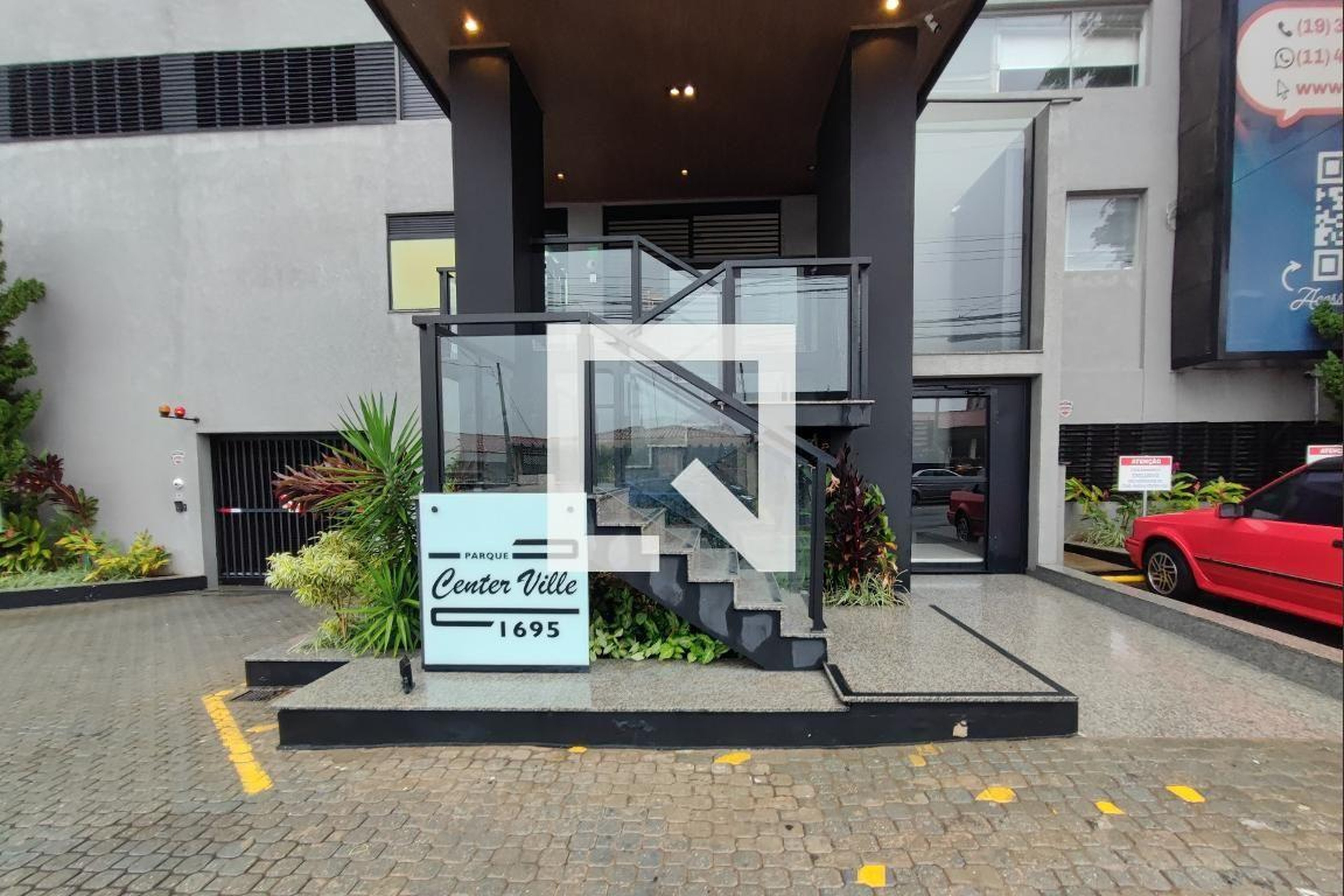 Fachada do Condomínio Condomínio em Avenida João Batista Morato do Canto, 1695