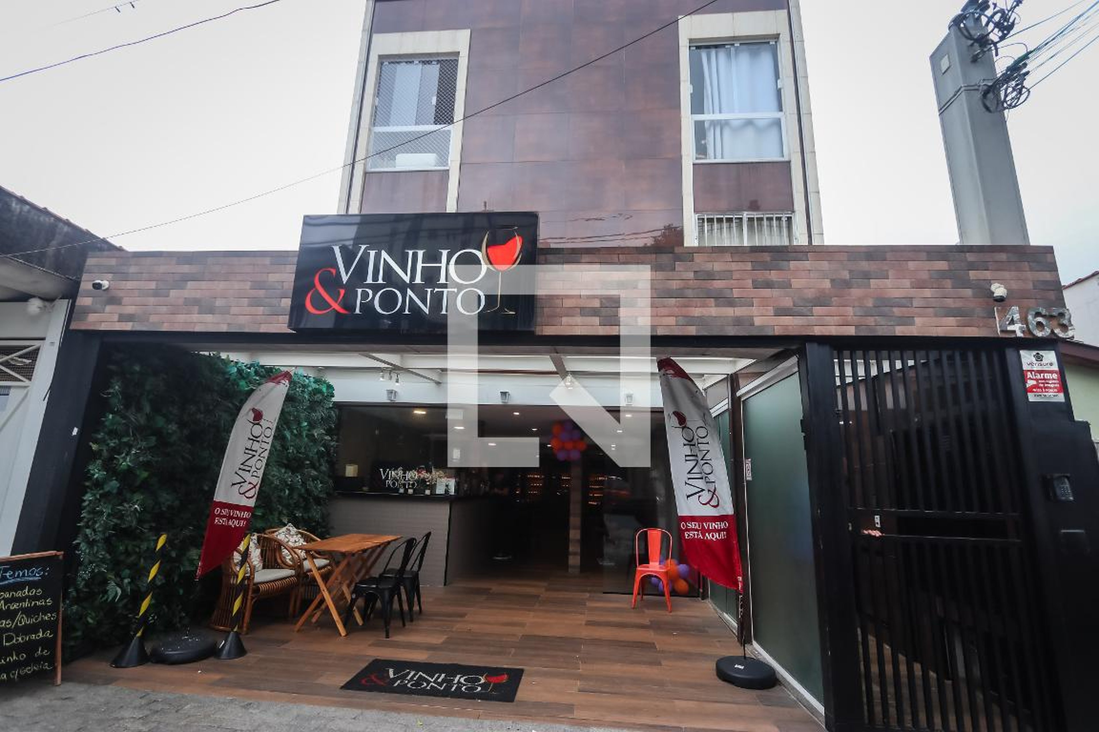 Fachada do Prédio Condomínio em Rua Professor Oswaldo Teixeira, 463