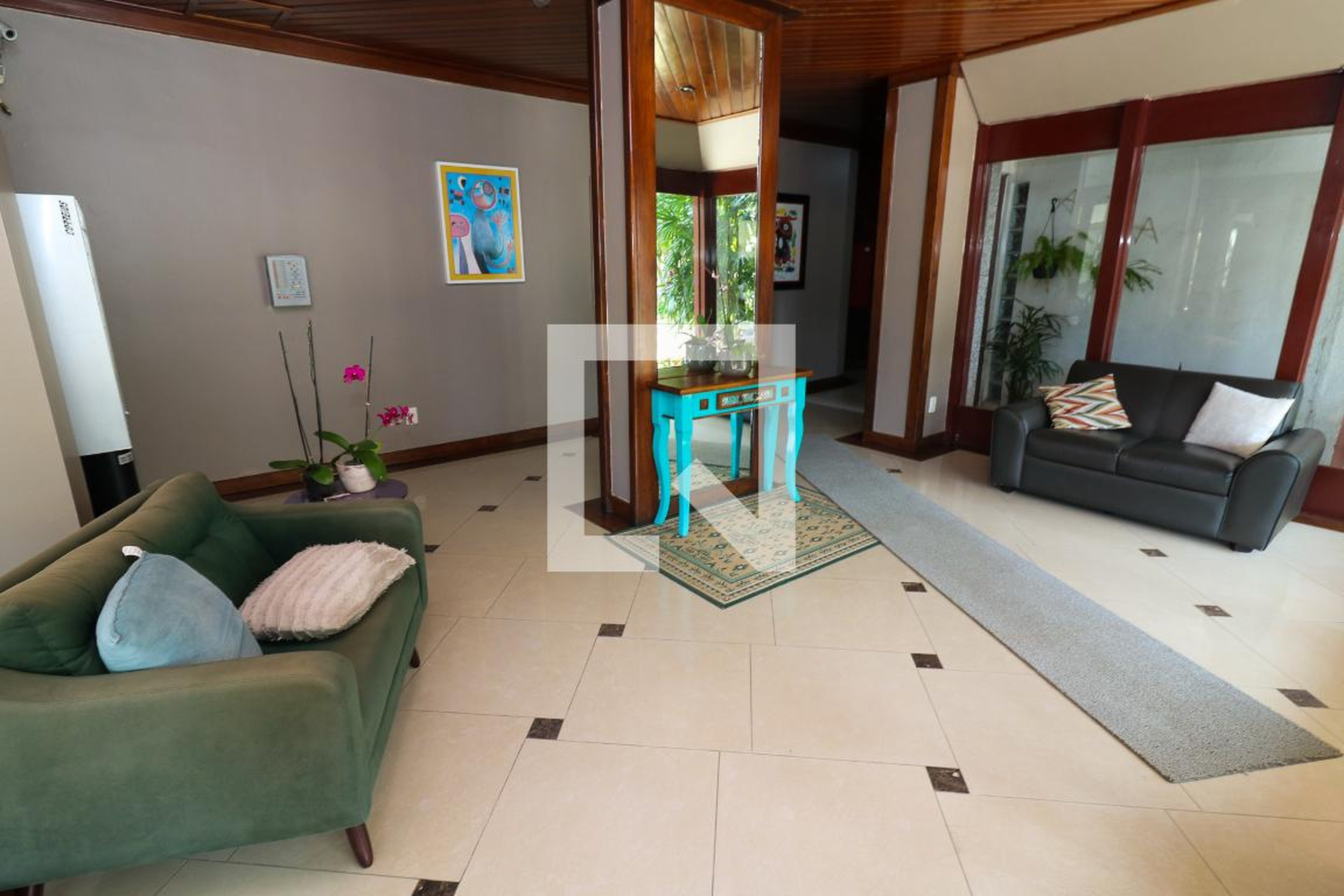 Hall de entrada - Plaza Miró