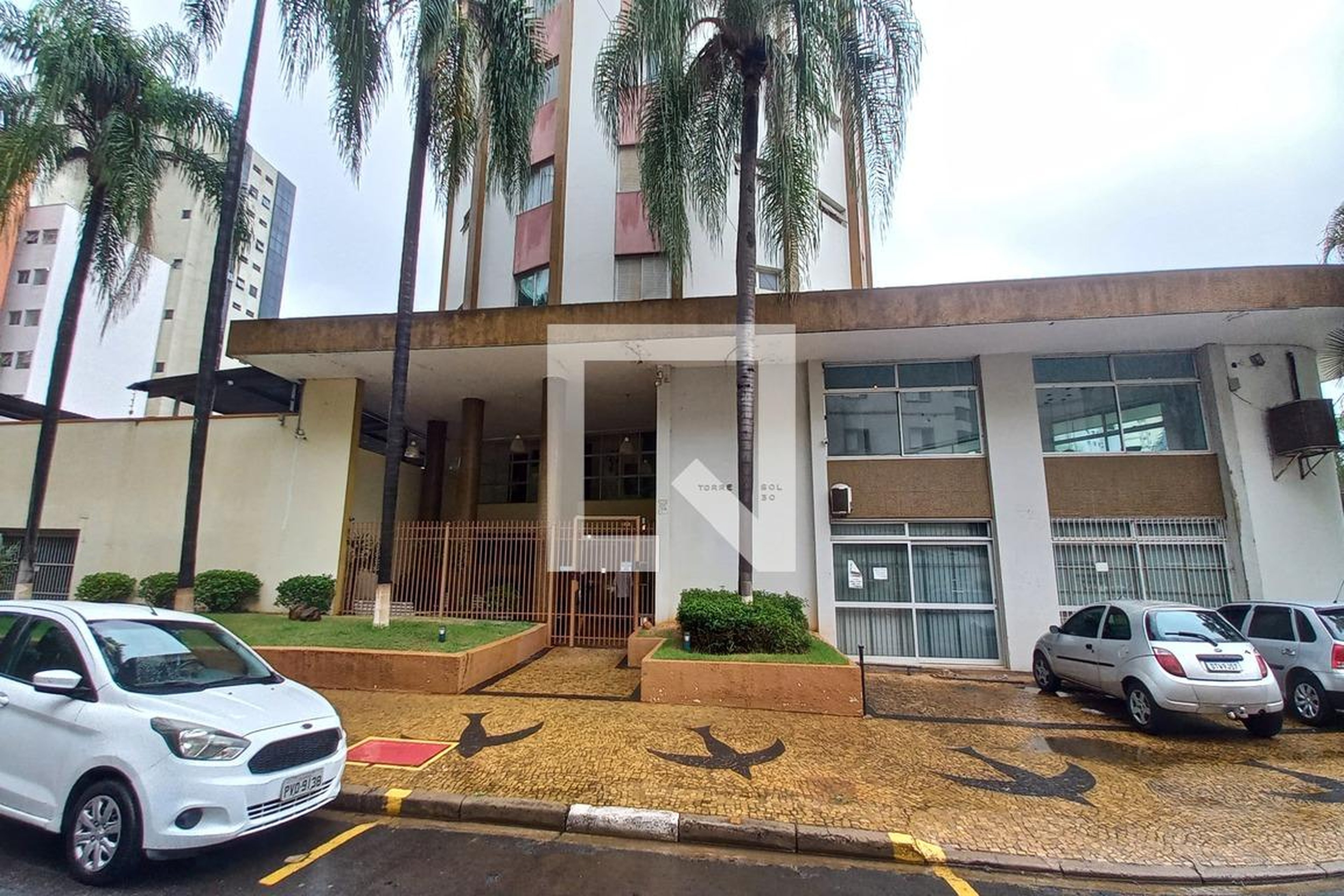 Fachada do Prédio Condomínio em Rua Avelino do Amaral, 30