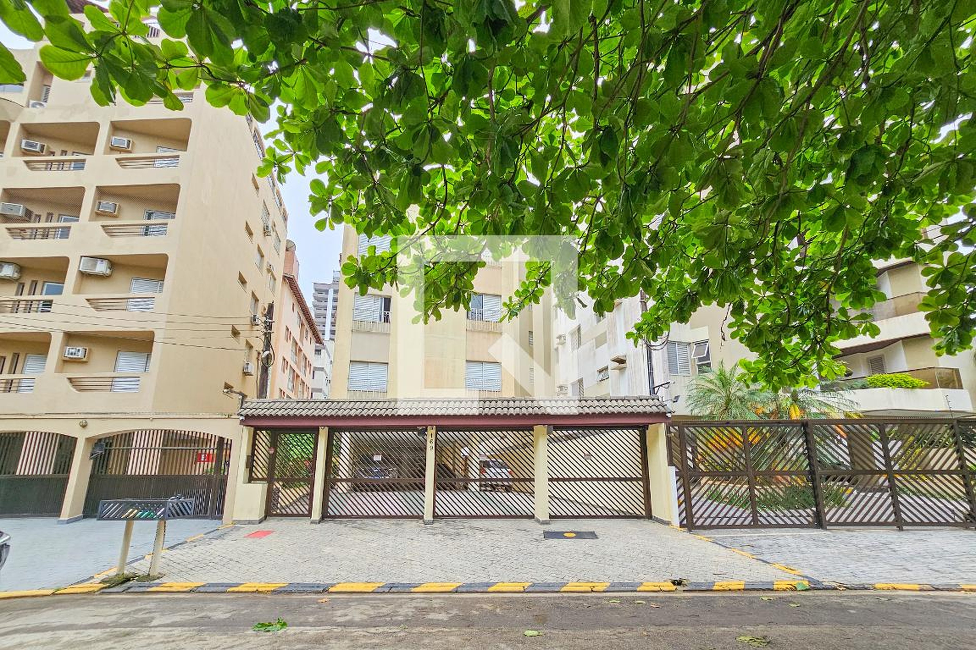 Fachada Edifício Golfinho