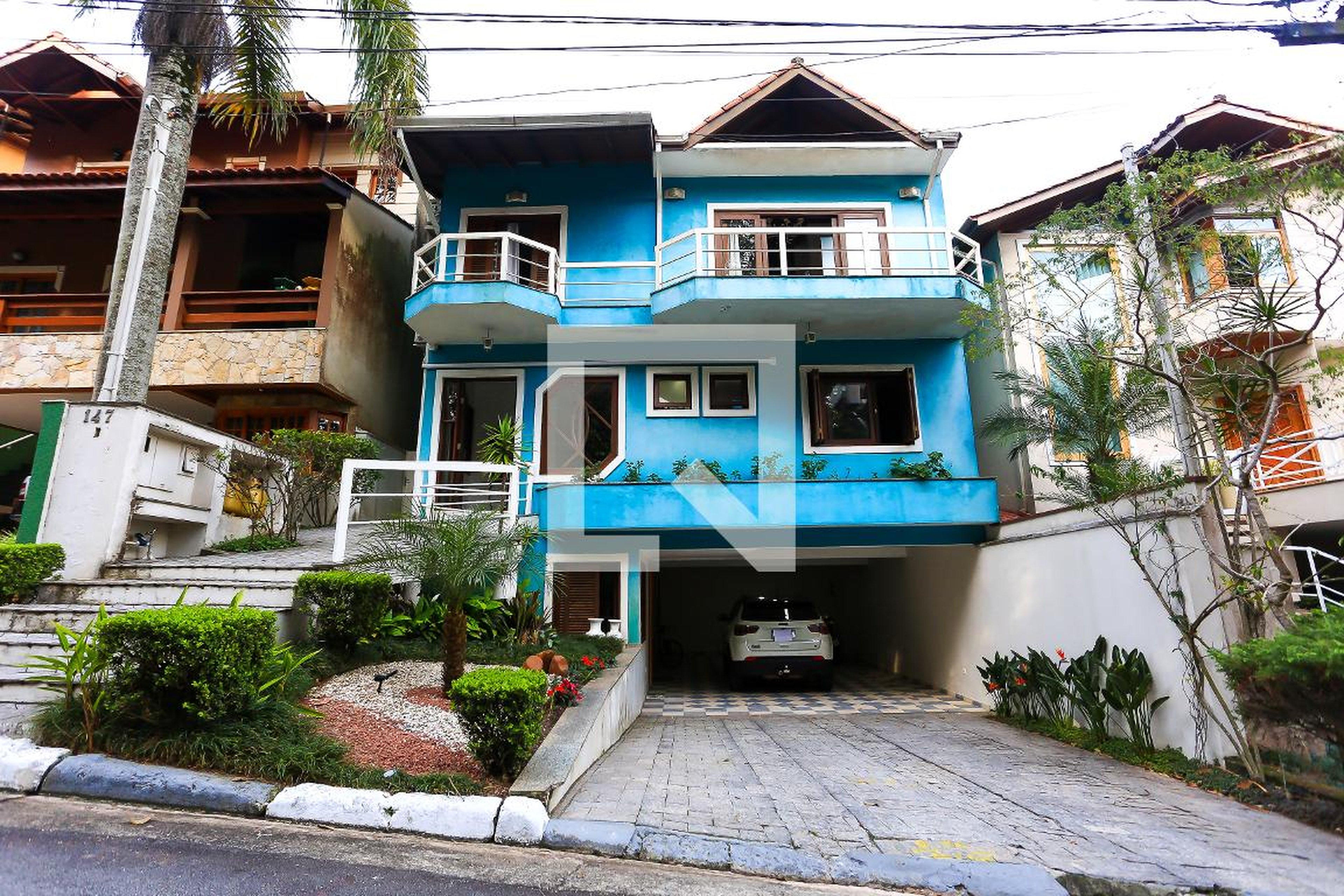 Fachada Condomínio em Rua Francisco Leitão, 147