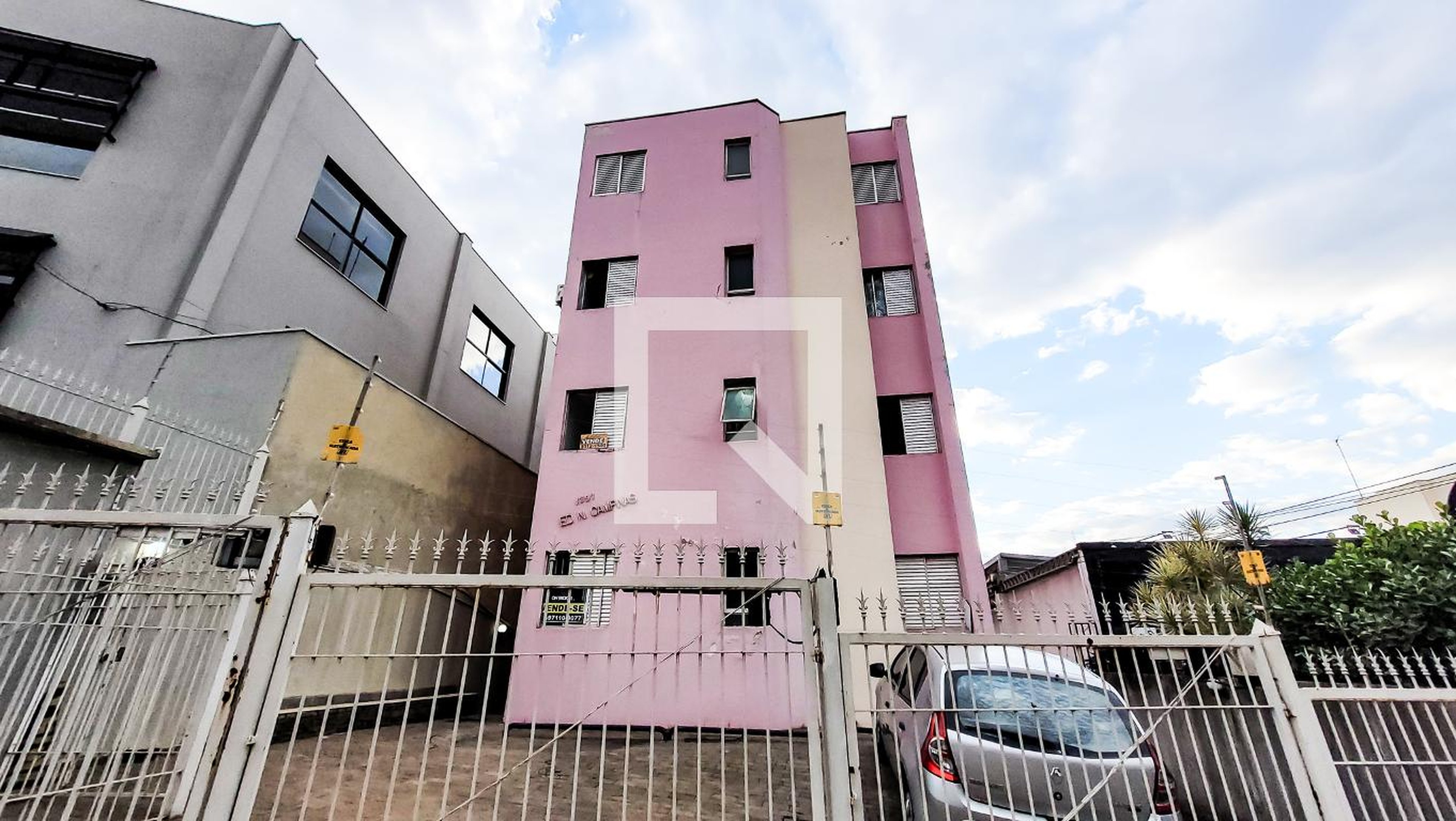 Fachada Condomínio em Avenida Doutor Jesuíno Marcondes Machado, 1397