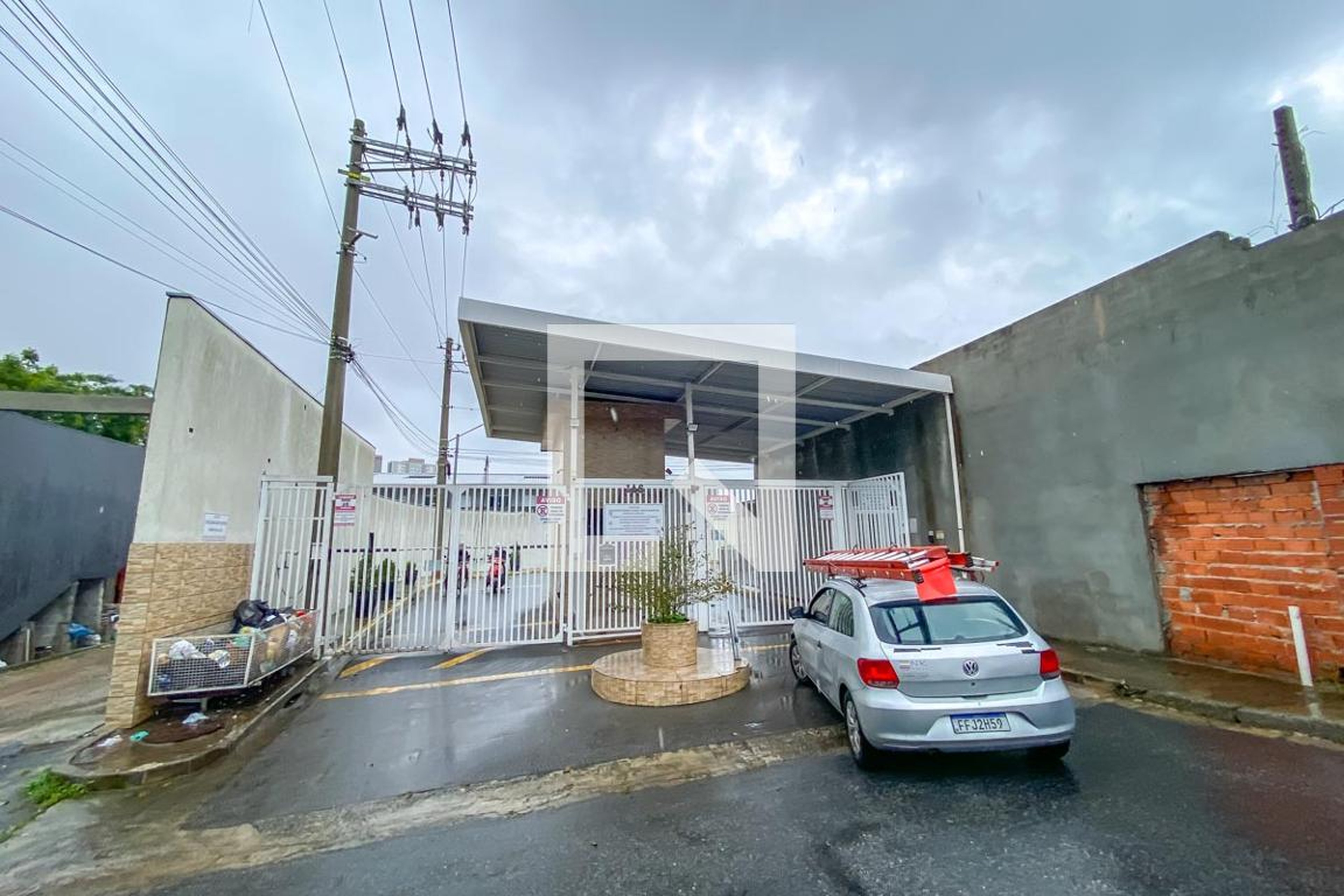 Fachada do Condominio Condomínio em Rua Rosa Borali Tosi, 146